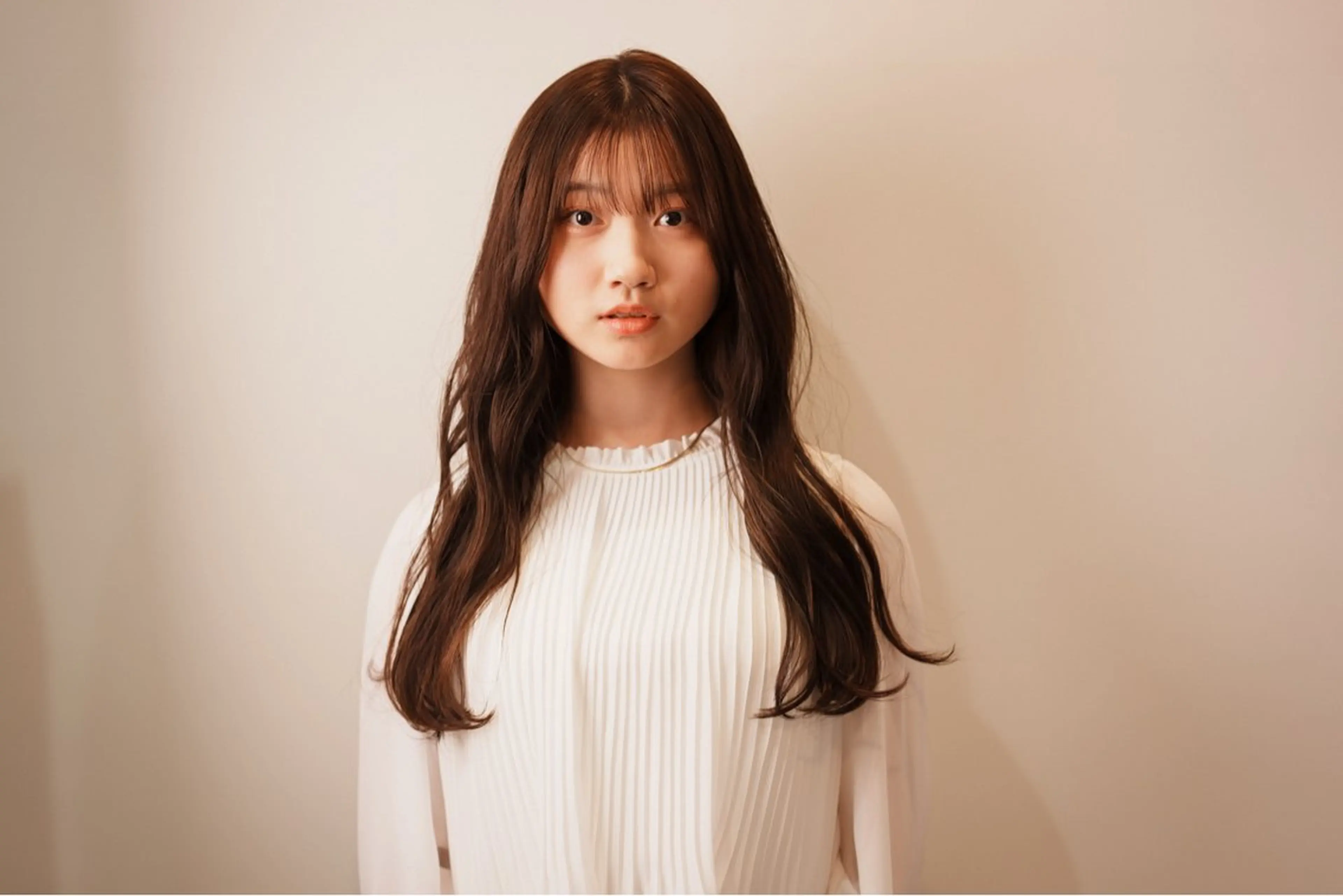 ロング カラー アッシュ アッシュグレー 透明感カラー 小顔カット カット ヘアカラー トリートメント ヘッドスパ 西村 ようこのヘアスタイル