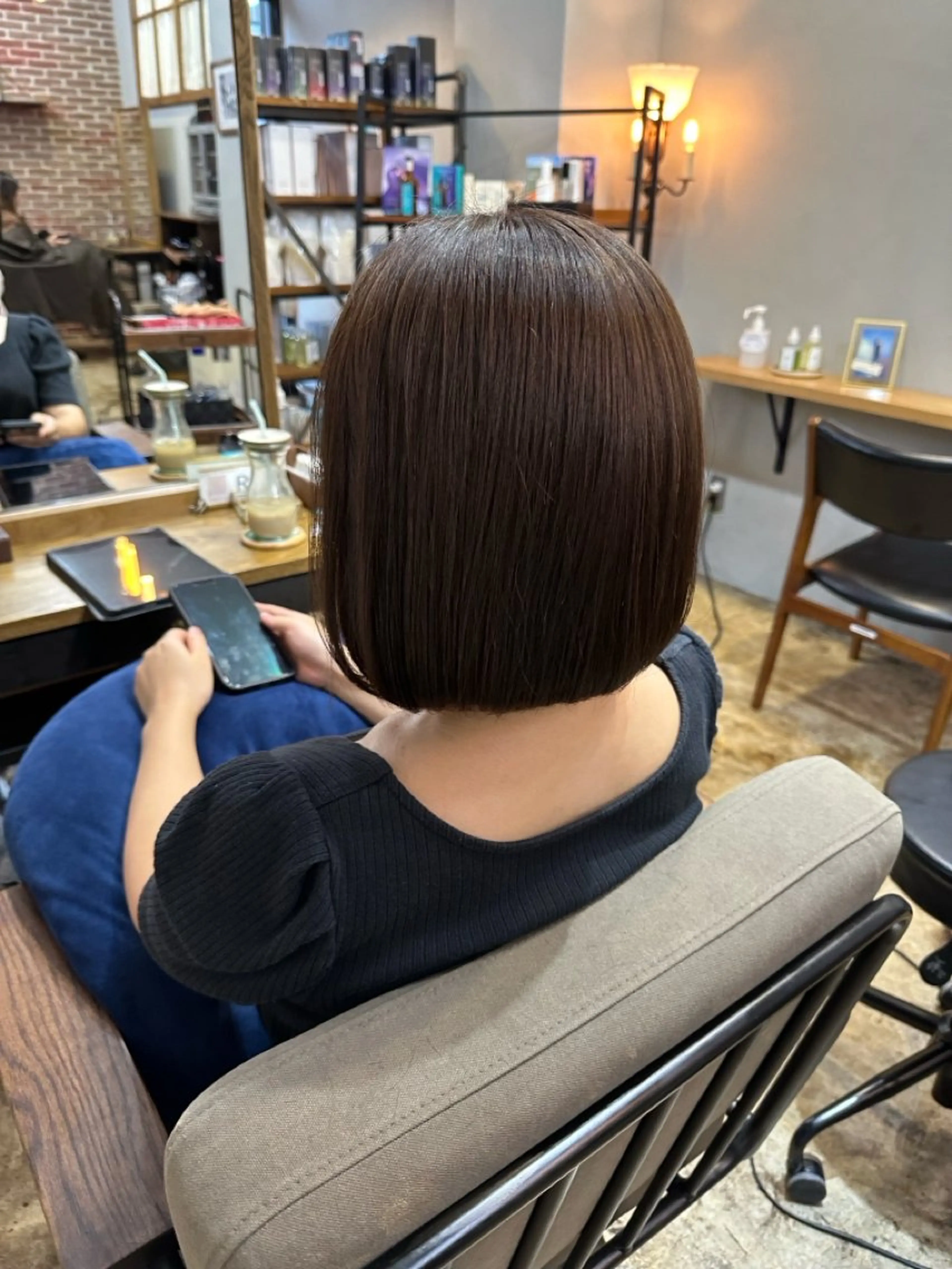 カット　ボブスタイル（ワンレン）の写真