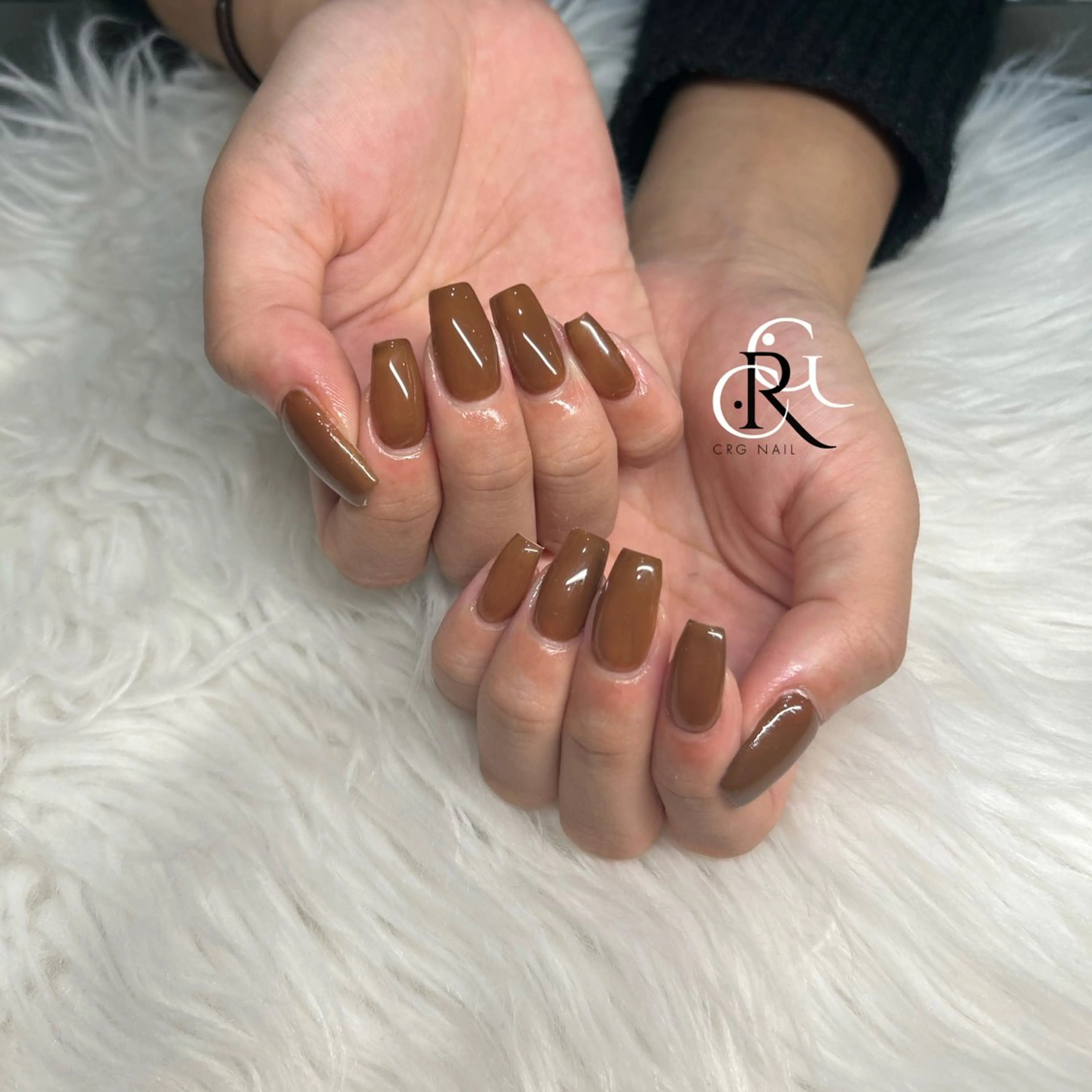 ミディアム ハンドネイル CRGNAIL EMIRIのネイルデザイン