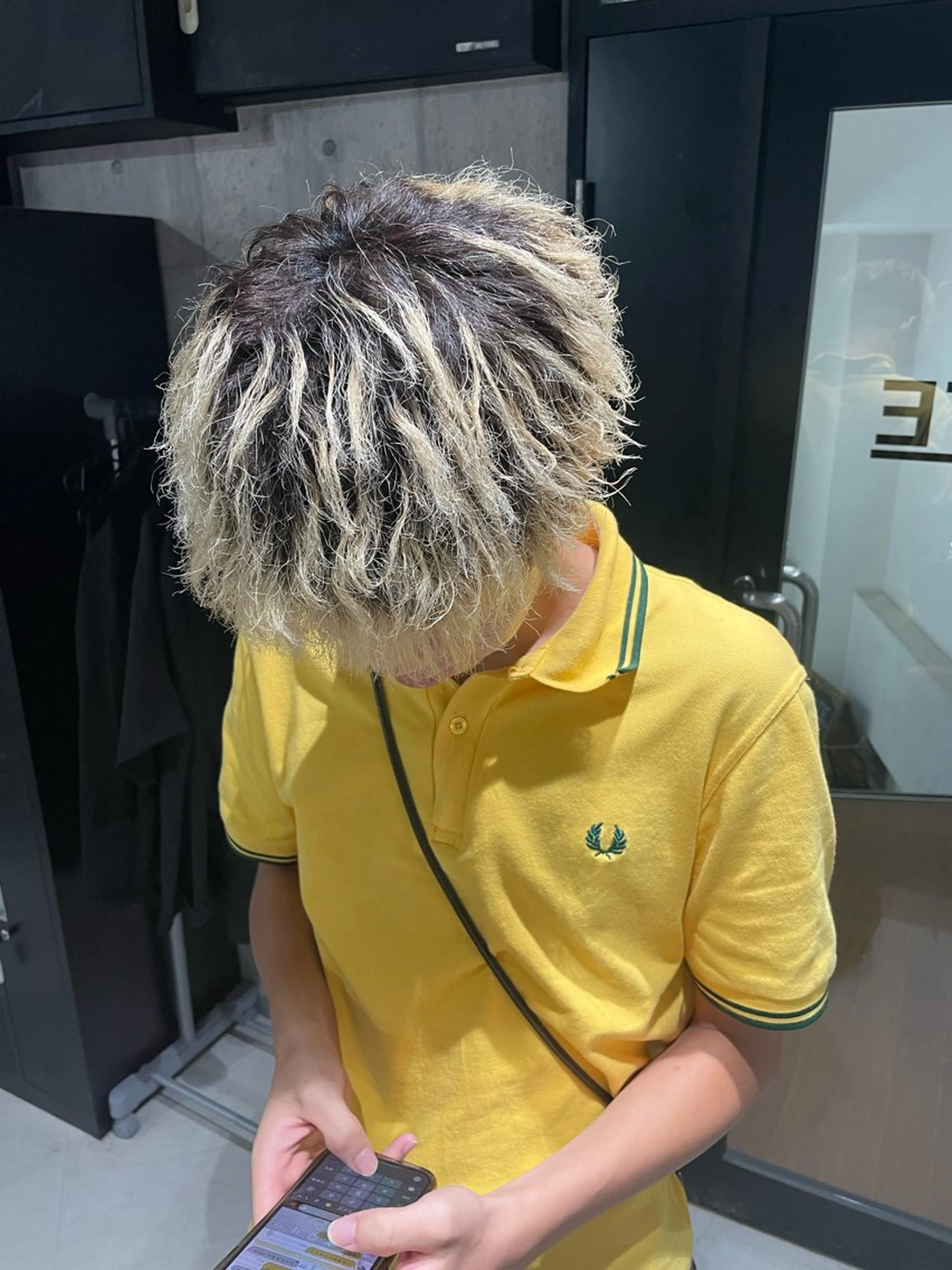 ショート カラー パーマ メンズ メンズブリーチ メンズパーマ ブリーチ _white【京橋店】所属・_WHITE / KENTOのヘアスタイル