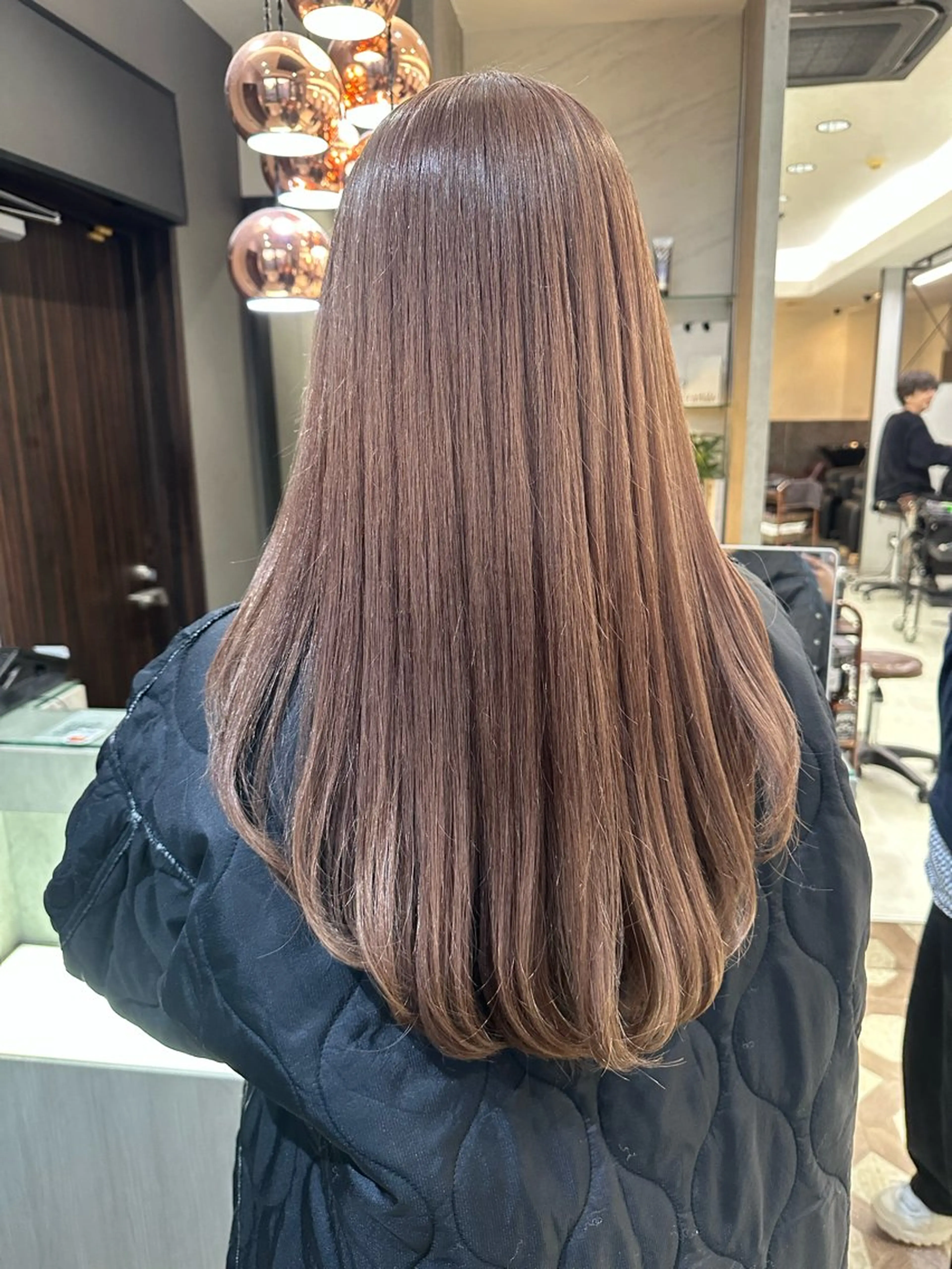 ロング カラー ブリーチ ロング 縮毛矯正 トリートメント ヘアカラー トリートメント AYAKASA 暖色カラー/レイヤーのヘアスタイル