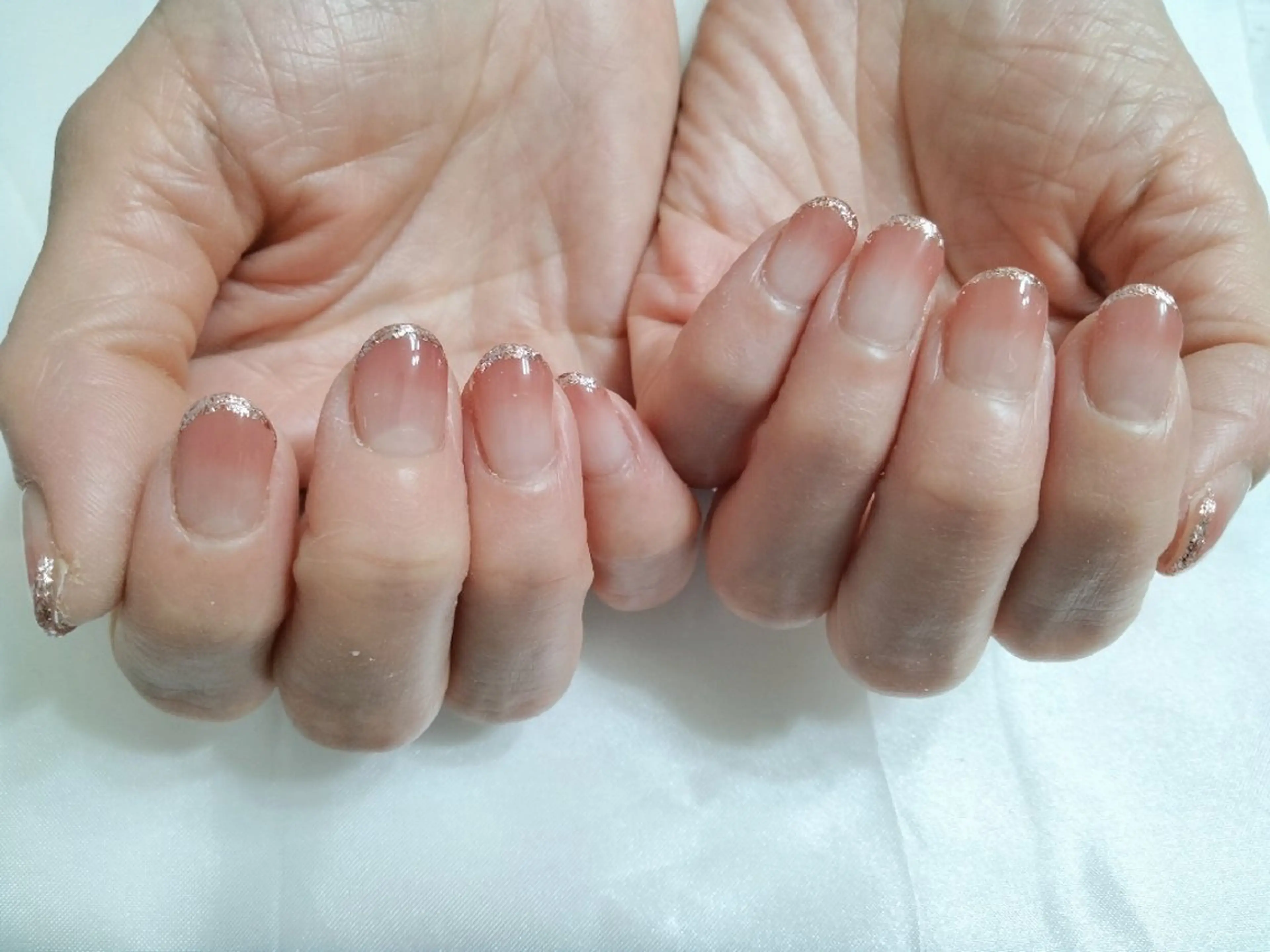 ネイル ジェルネイル キラキラネイル パラジェル ハンドネイル ハンドケア Beaubie  nailサロンのネイルデザイン