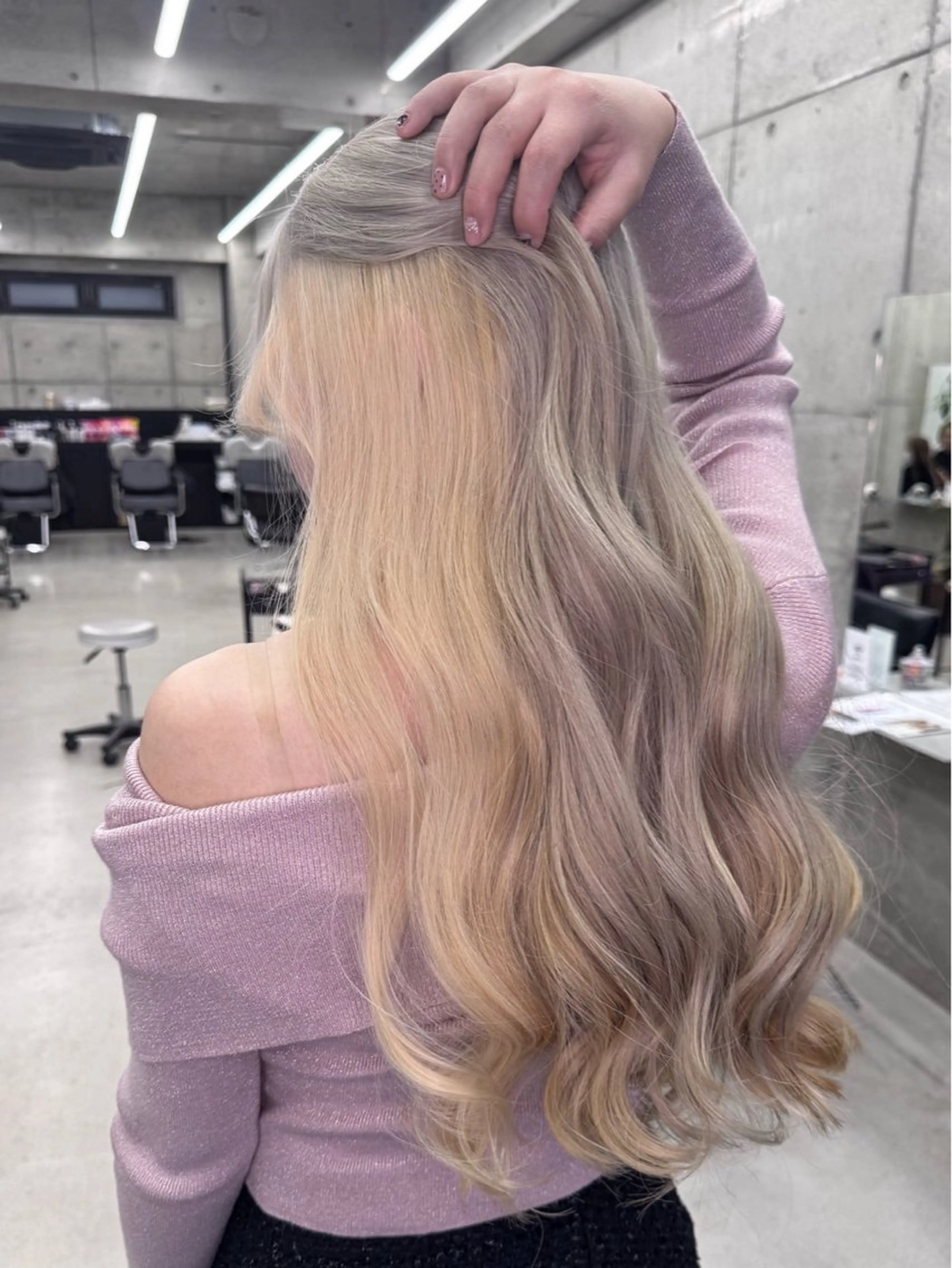 カラー ヘアカラー 和木坂 日美のヘアスタイル