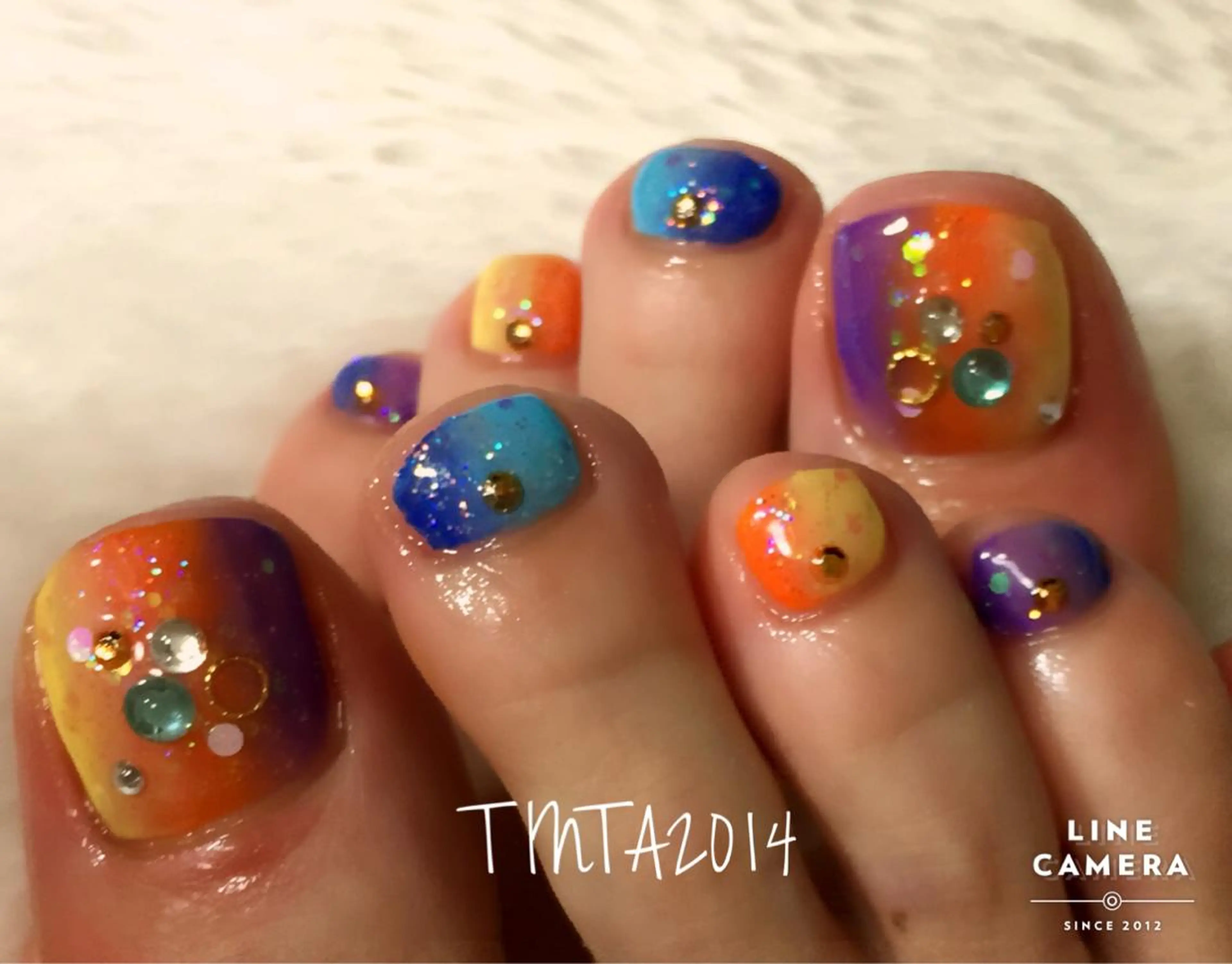 ネイル フットネイル グラデーション ネイルサロン ティンタ所属・馬場 典子のネイルデザイン