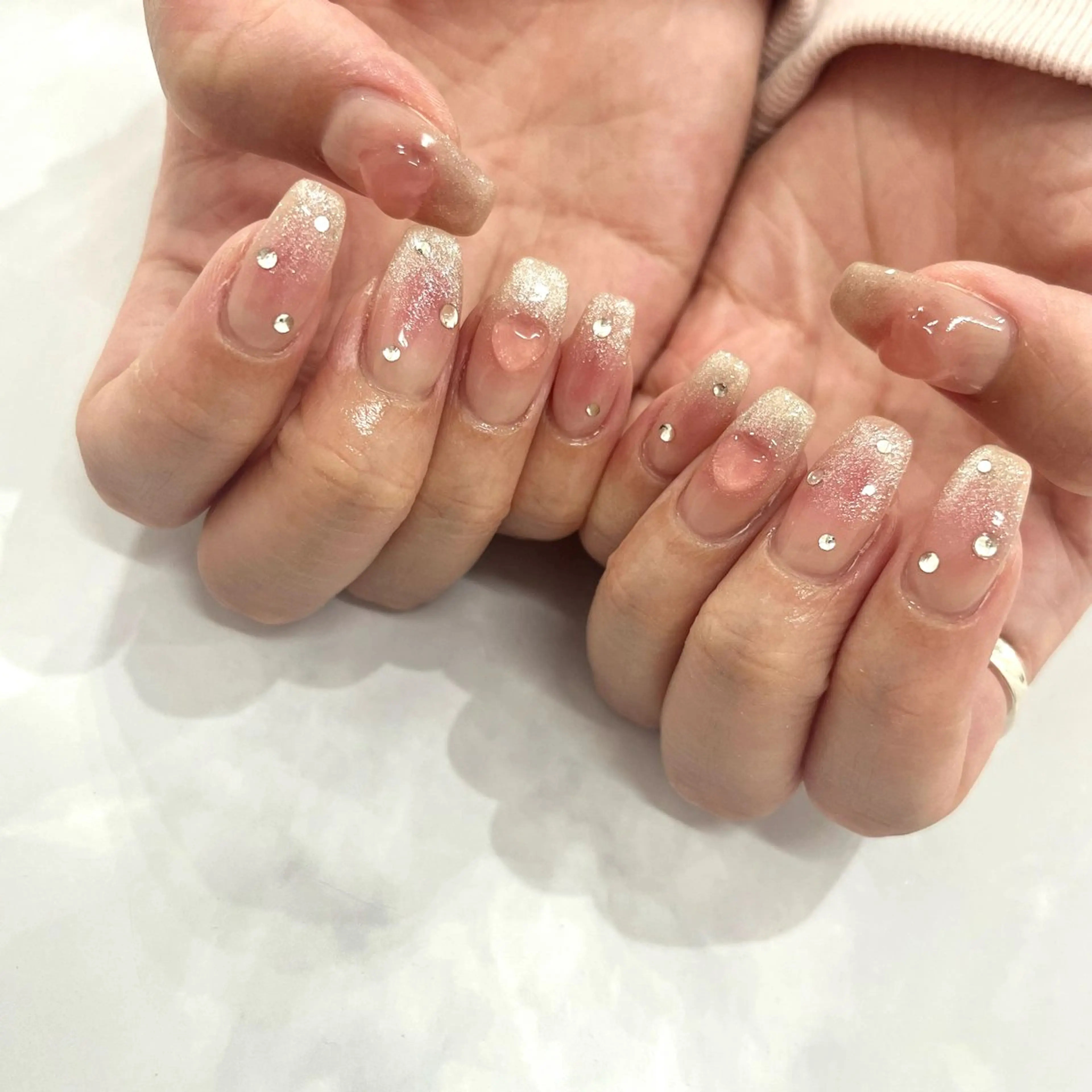 ネイル チークネイル y'sbeauty 天王寺店のネイルデザイン