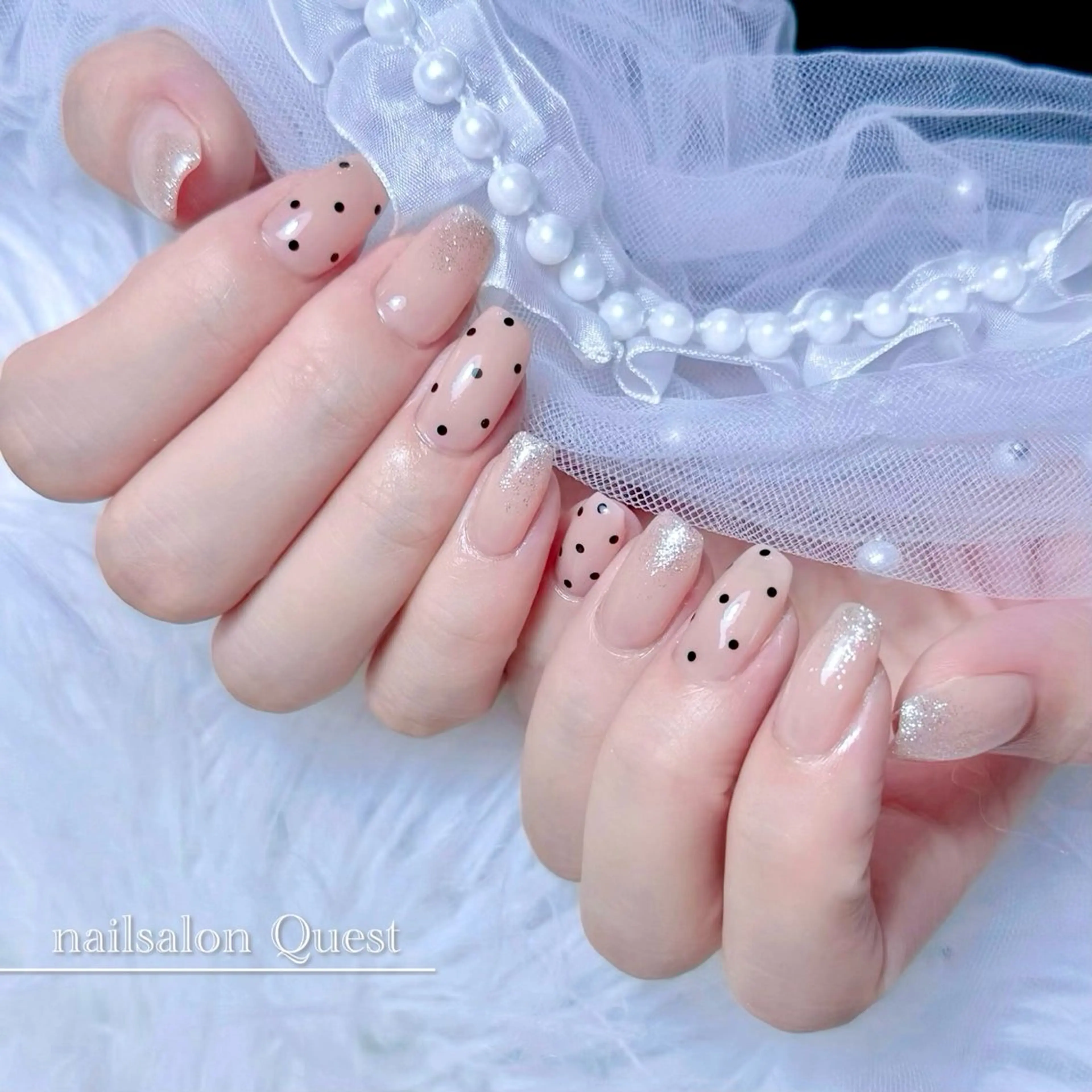 ネイル ドット シンプルネイル ハンドネイル nailsalon Questのネイルデザイン