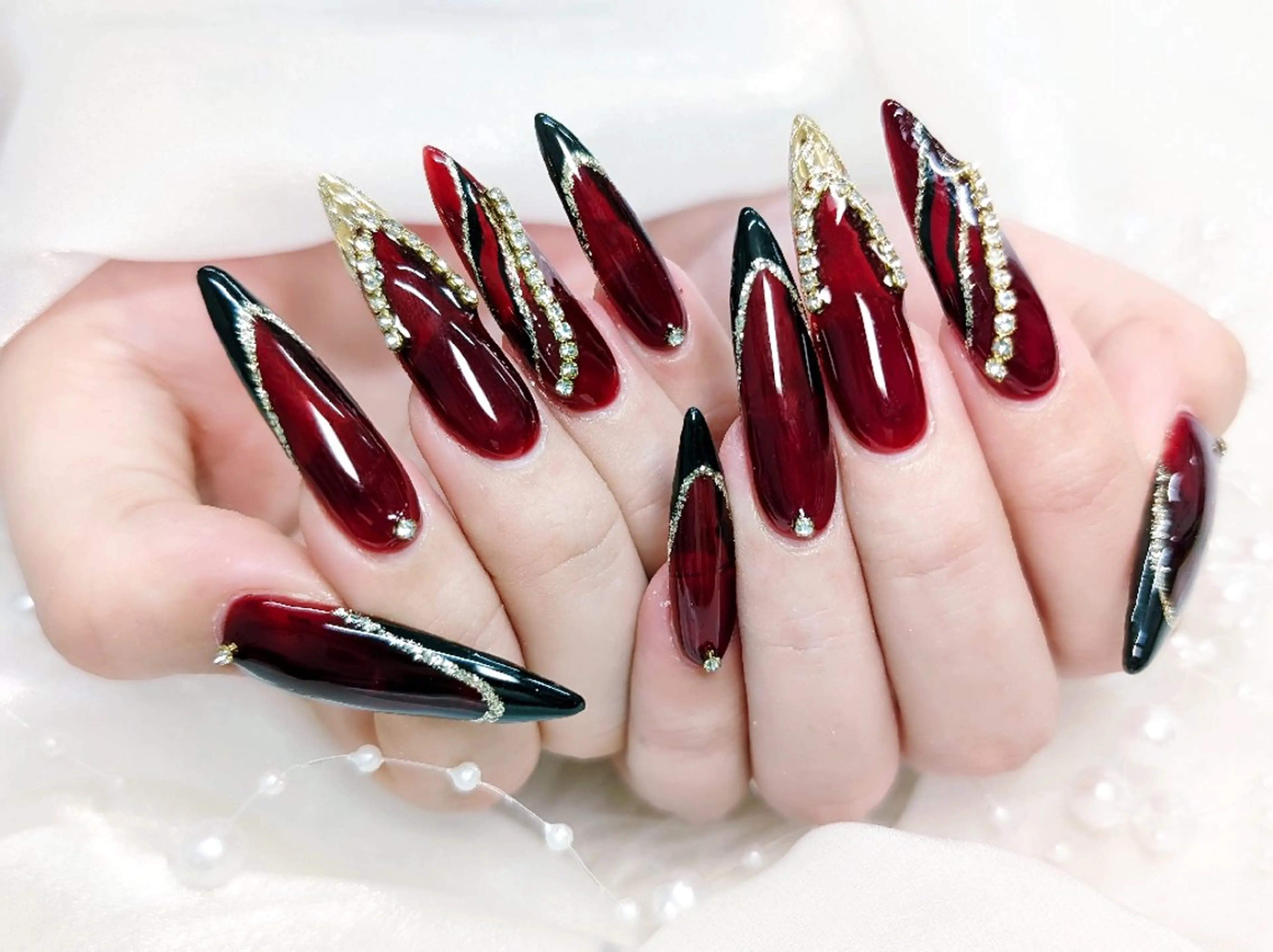 ネイル 成人式 長さ出し フラッシュネイル フレンチネイル ジェルネイル Chouette Nailのネイルデザイン