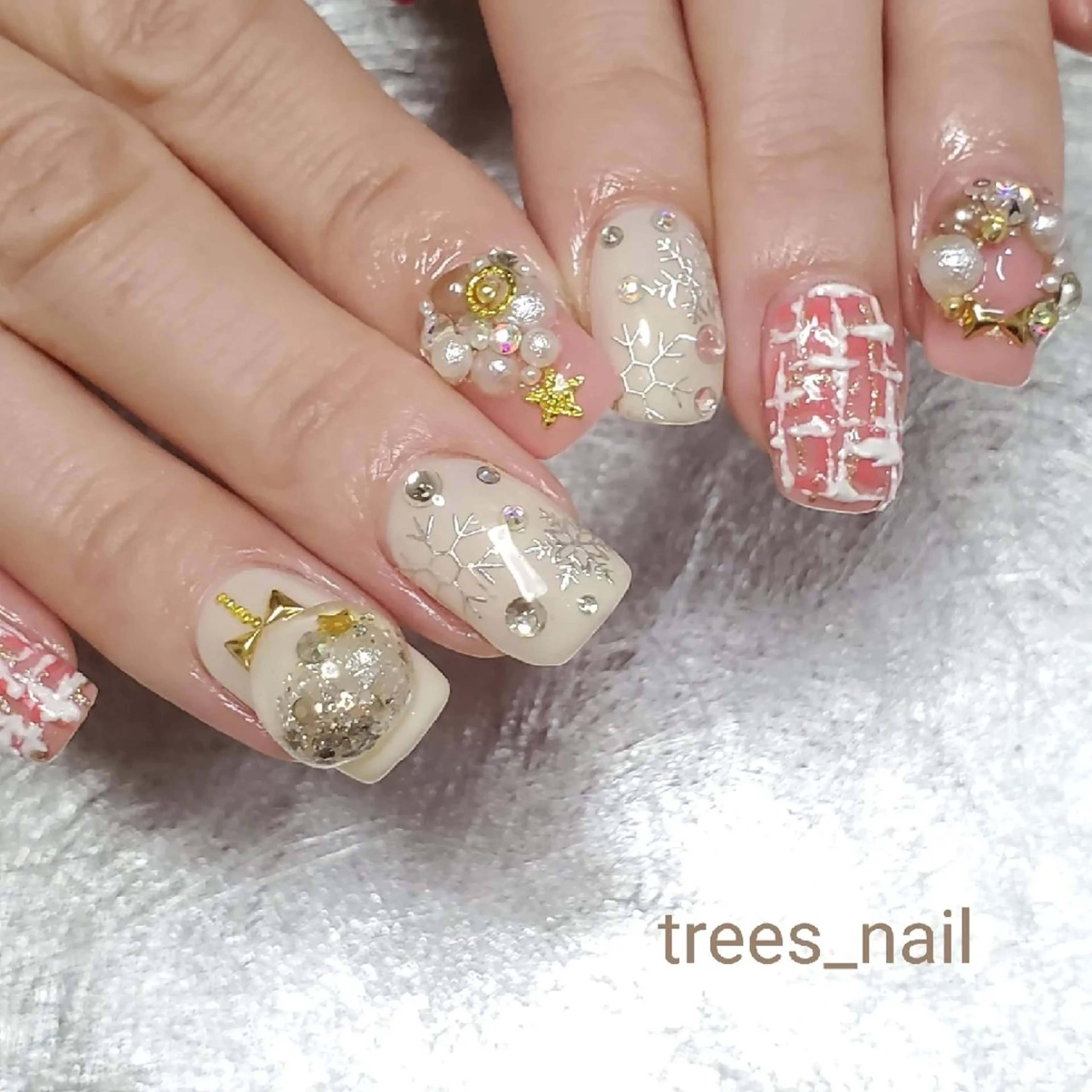 ネイル trees_ nailのネイルデザイン