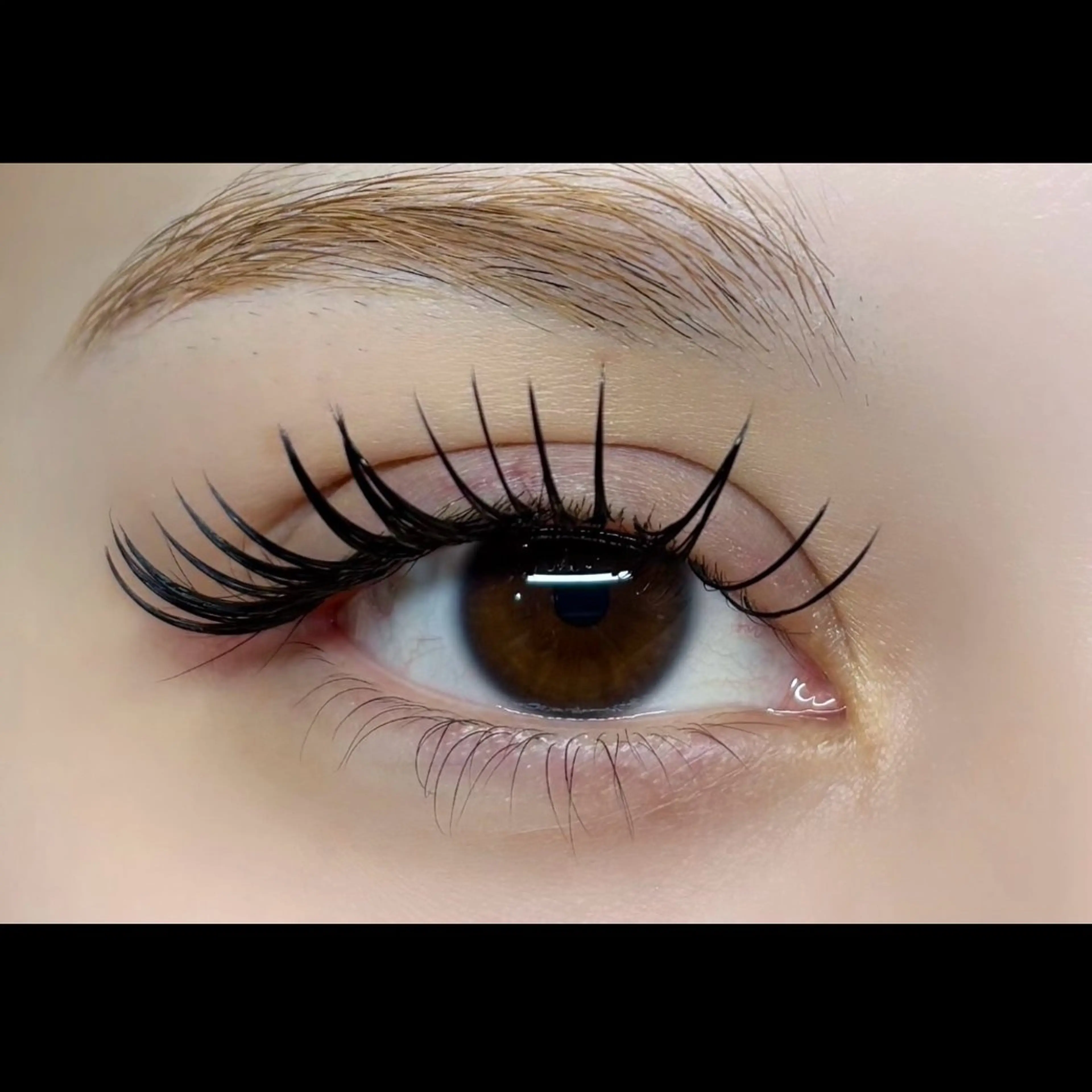 マツエク フラットラッシュ80本の写真