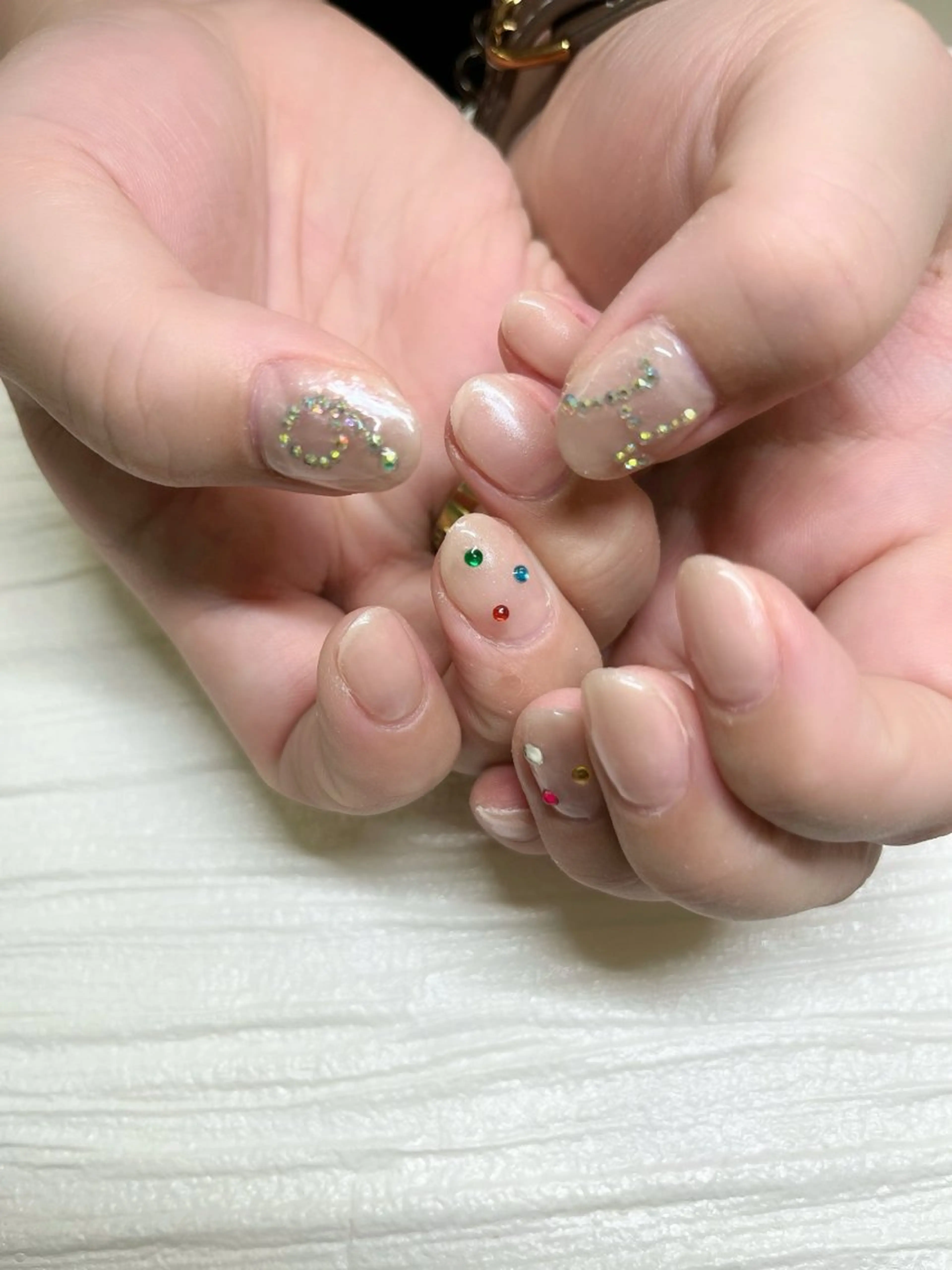 ネイル アートネイル ニュアンスネイル ショートネイル シンプルネイル ストーンネイル ハンドネイル chai 上本町 sakuraのネイルデザイン