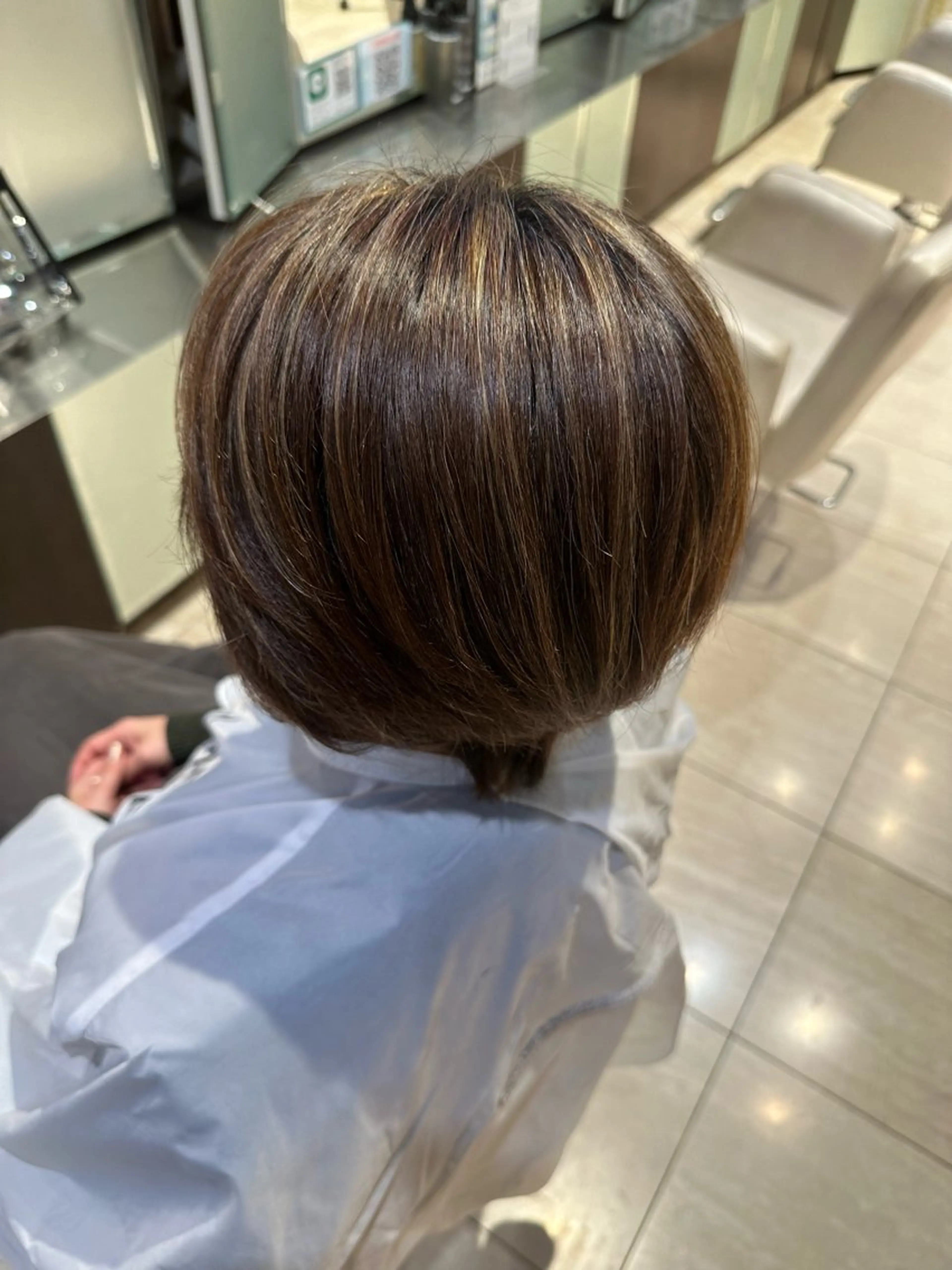 カラー ハイライトカラー 小林 美幸🌈のヘアスタイル