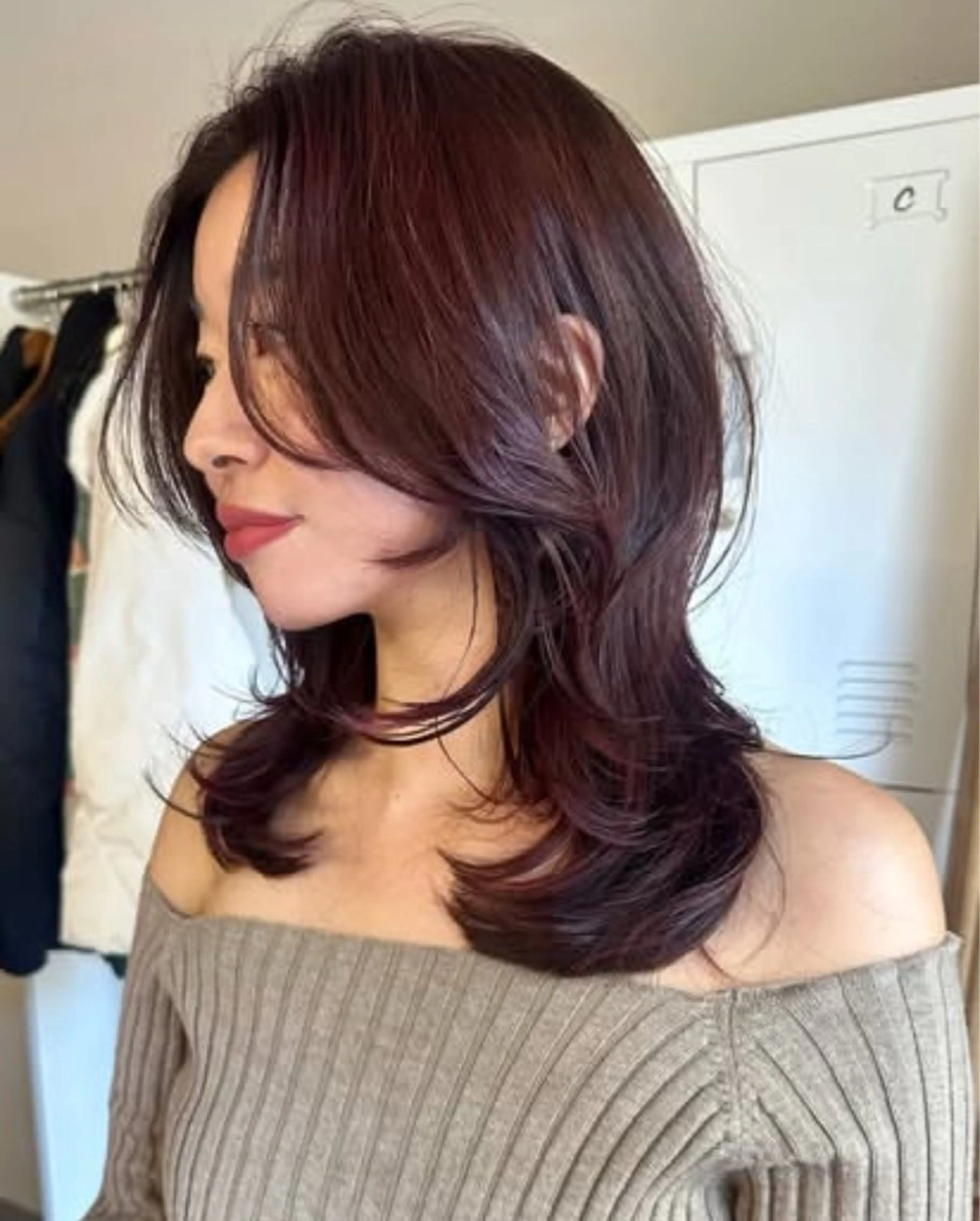 セミロング カラー レッドカラー ヘアカラー トリートメント ハイトーン縮毛/暖色 なーな🎀🤍のヘアスタイル