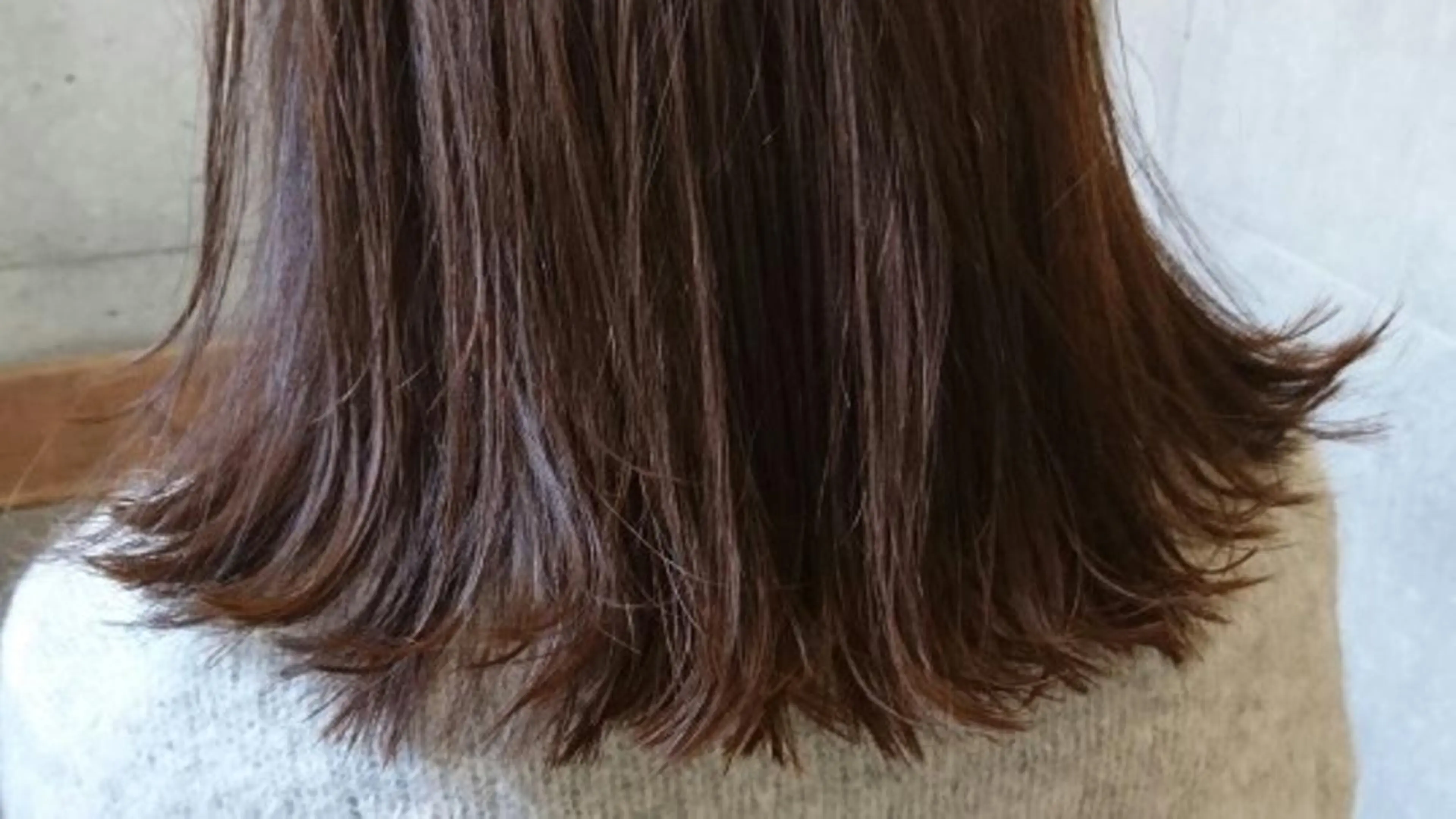 ミディアム カラー パーマ 小田川 竜也のヘアスタイル