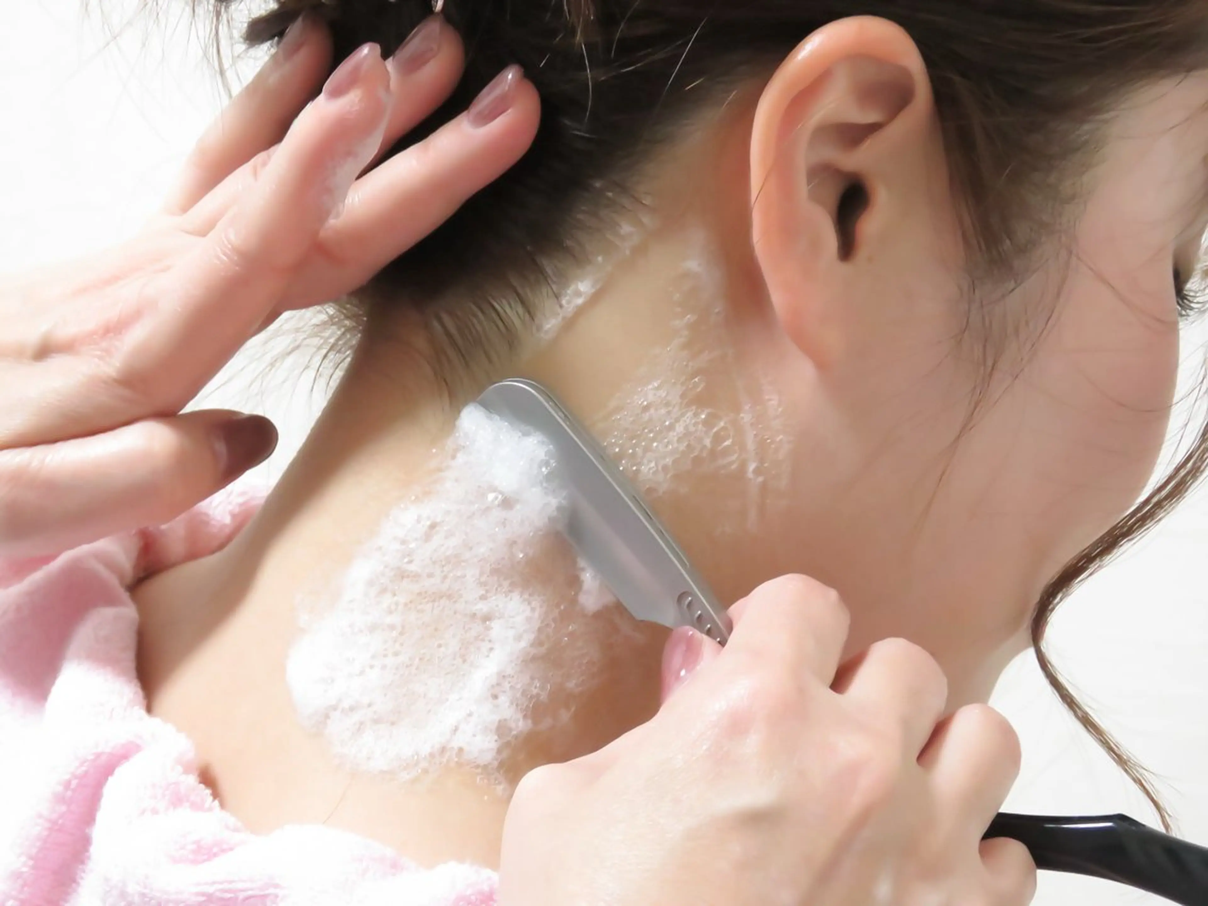 ［うなじ似合わせデザイン］うなじの毛や形がお悩みの方はこれ✨脱毛サロン前にシェービングも◎🌼の写真