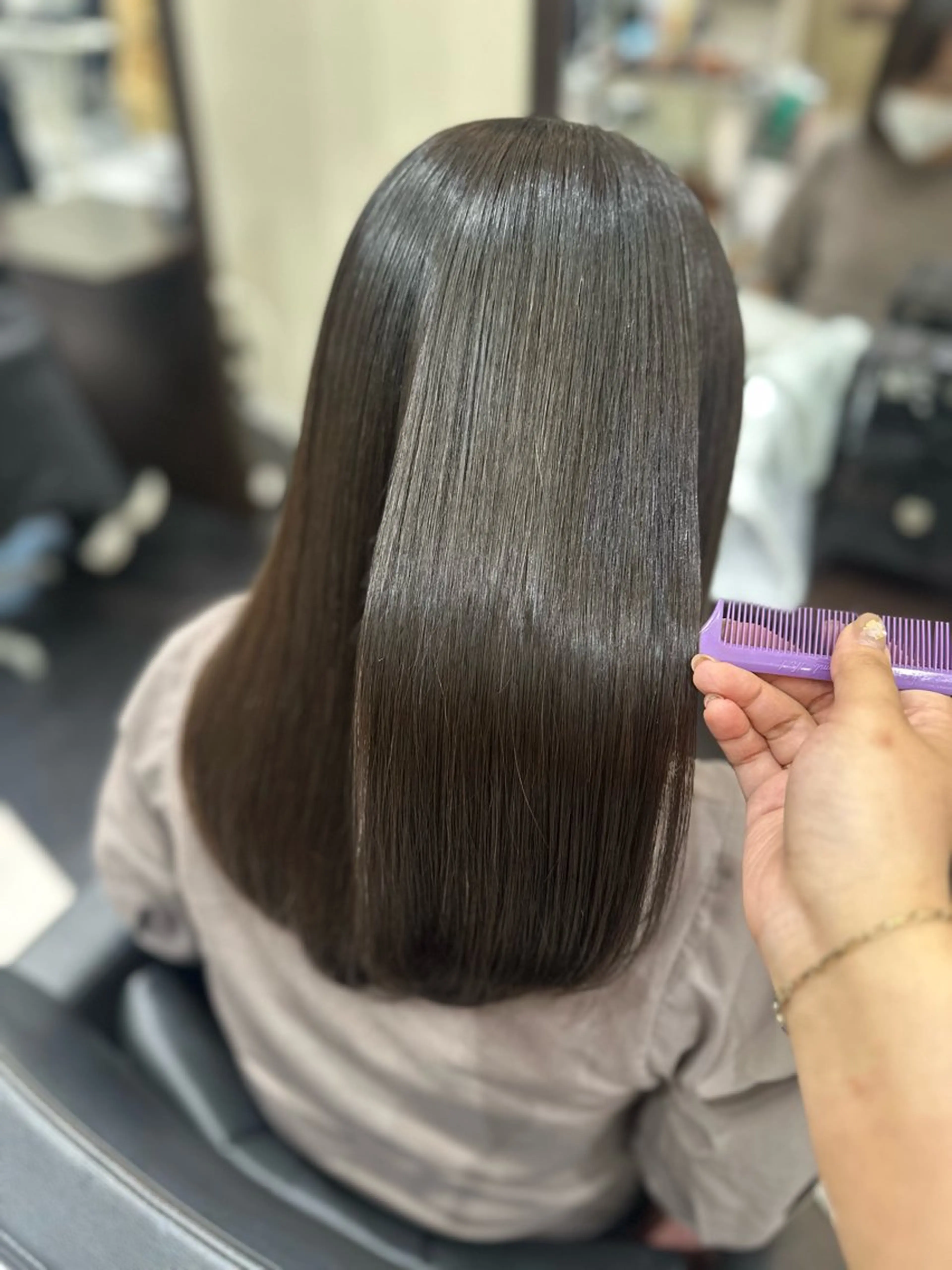 ミディアム 縮毛矯正 吉村 柚香のヘアスタイル