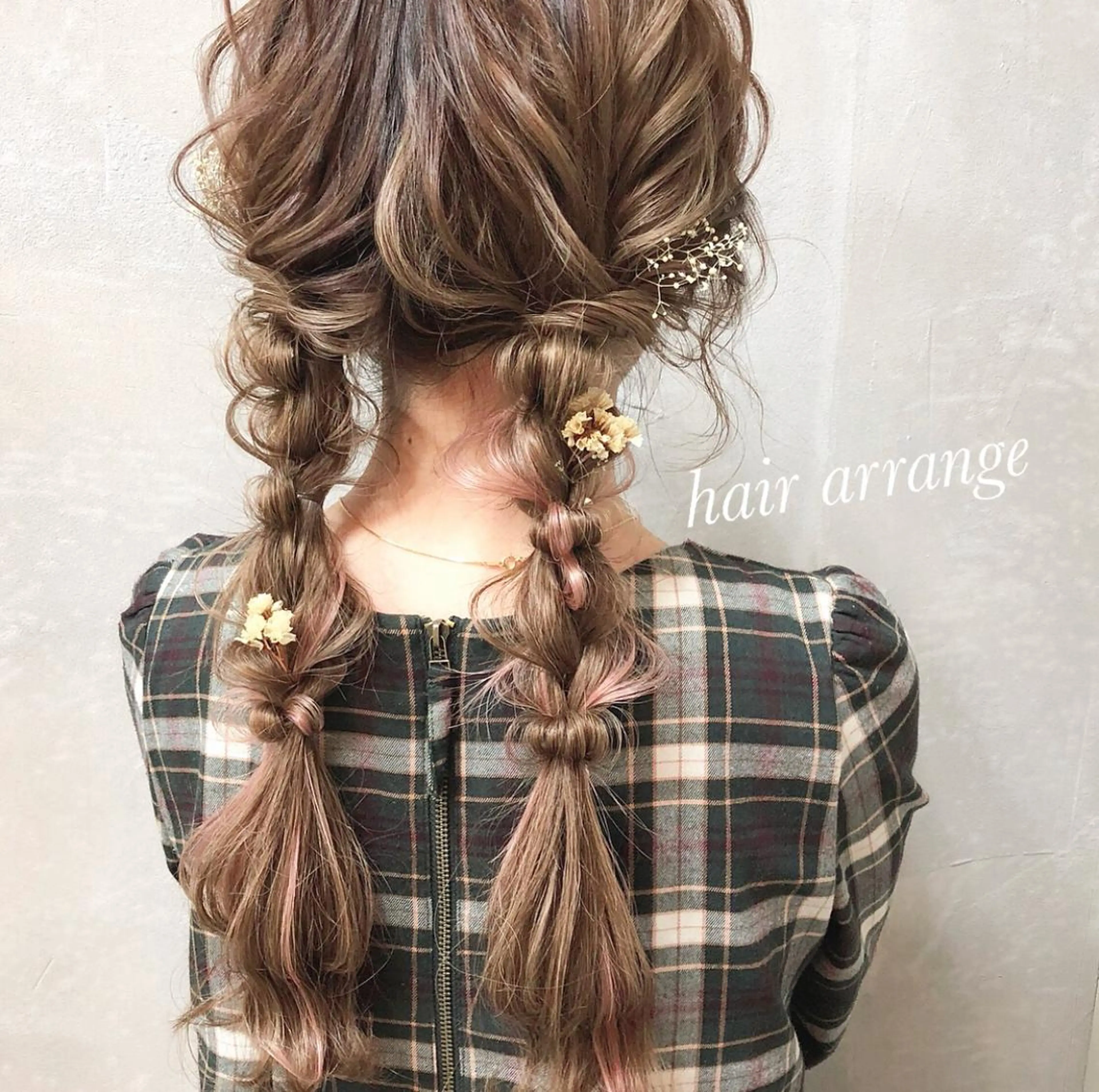 ロング カラー ヘアアレンジ ツインテール autre所属・大久保 ひでなりのヘアスタイル