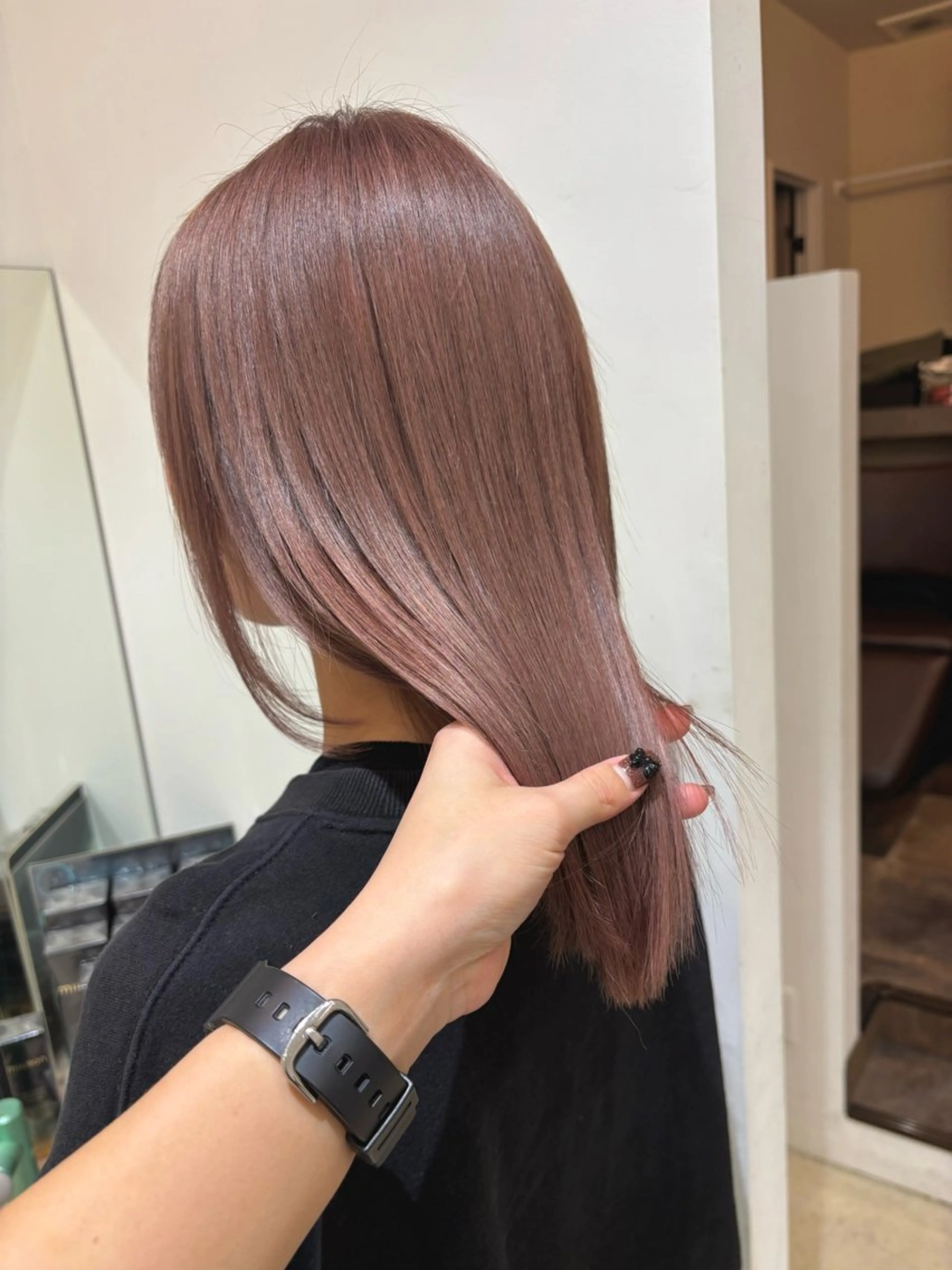 ミディアム カラー ベージュカラー ブリーチ ピンクカラー ピンクベージュ ayame by Gigi所属・Gigi宇都宮🌼 sayanoのヘアスタイル