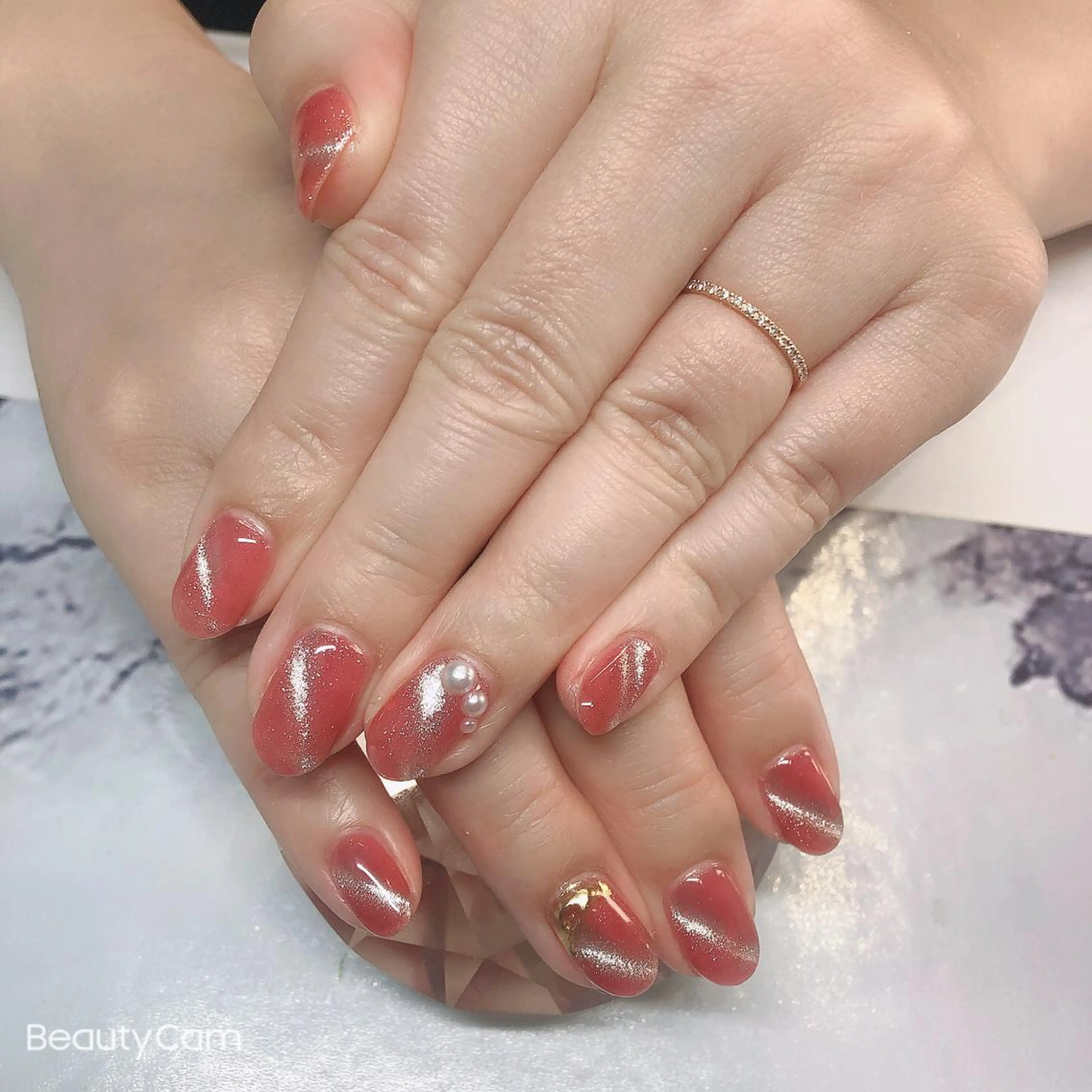 ネイル Guarendo錦糸町店所属・ガレンドウ 白澤 愛子のネイルデザイン