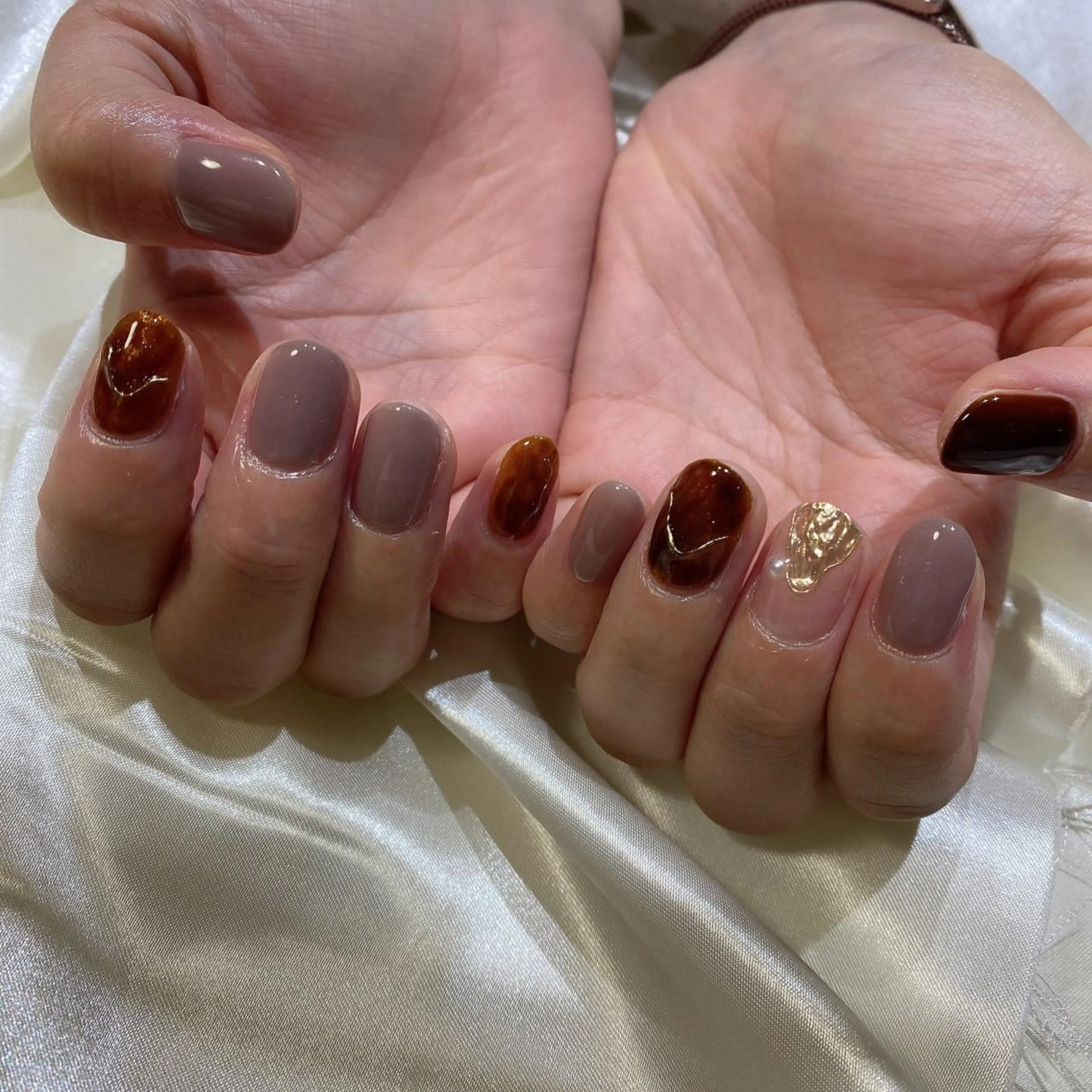 ネイル ハンドネイル 西岡 杏のネイルデザイン