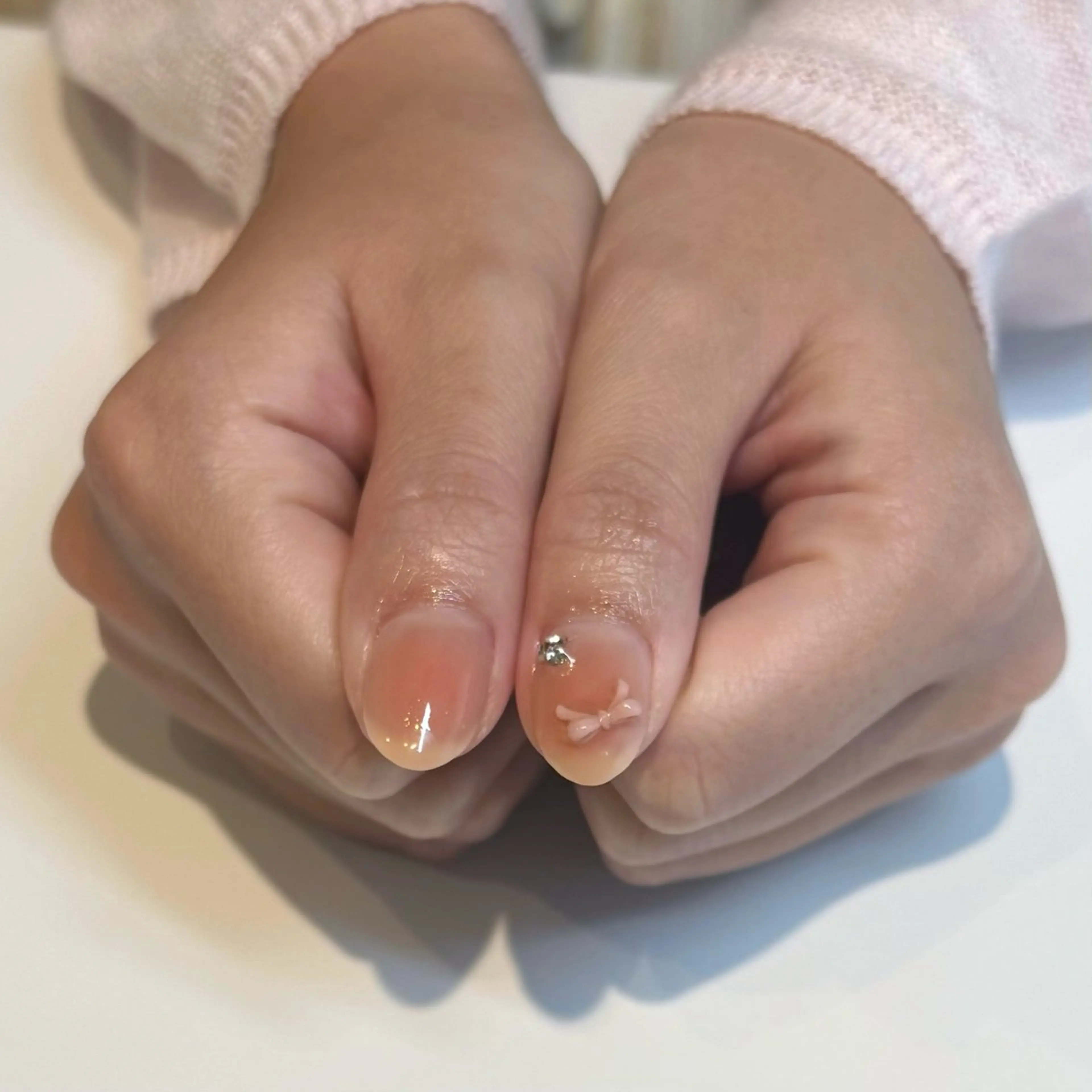 HAND ：【純欲】チークネイル(オフなし)の写真