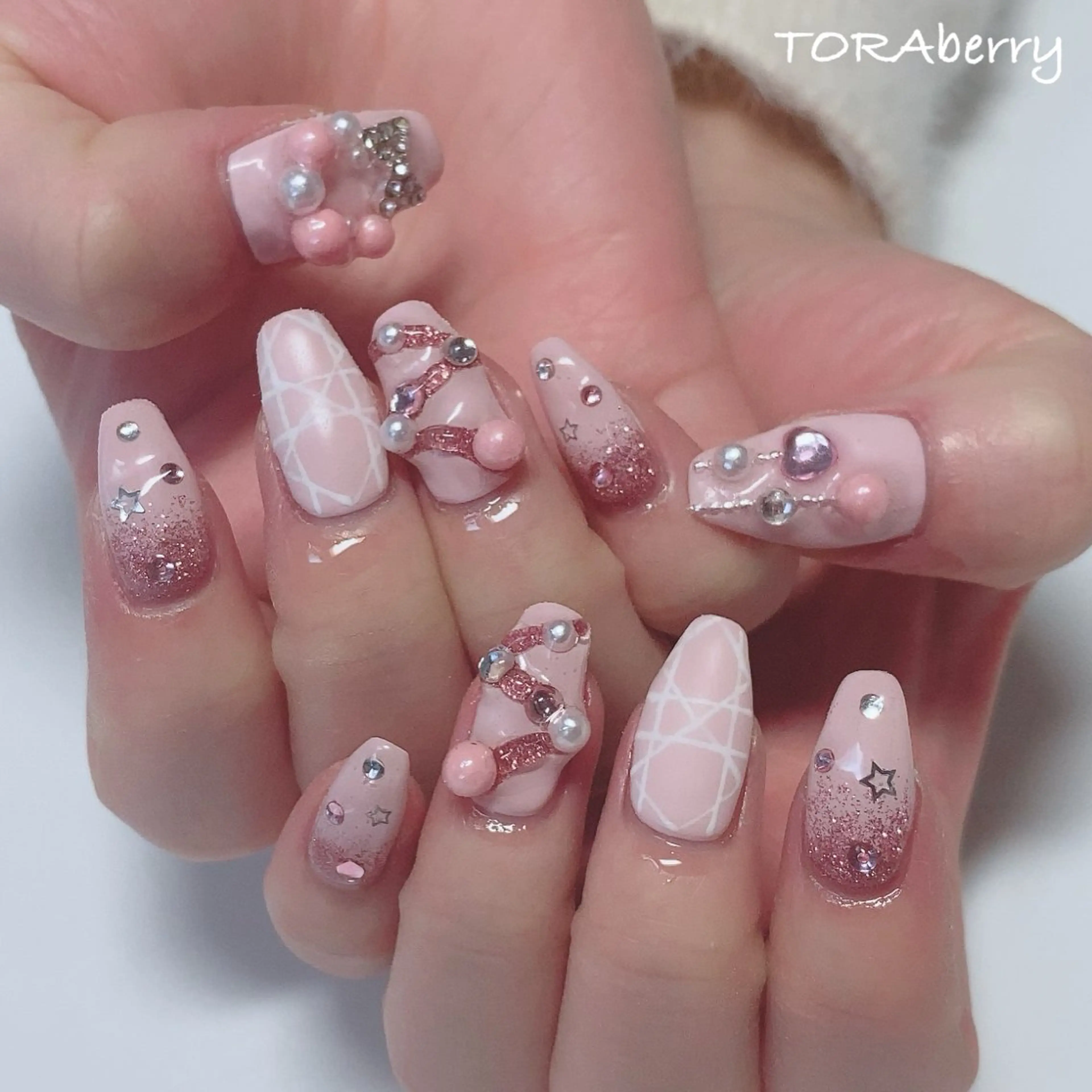 ネイル ハンドネイル ネイリスト なつみのネイルデザイン