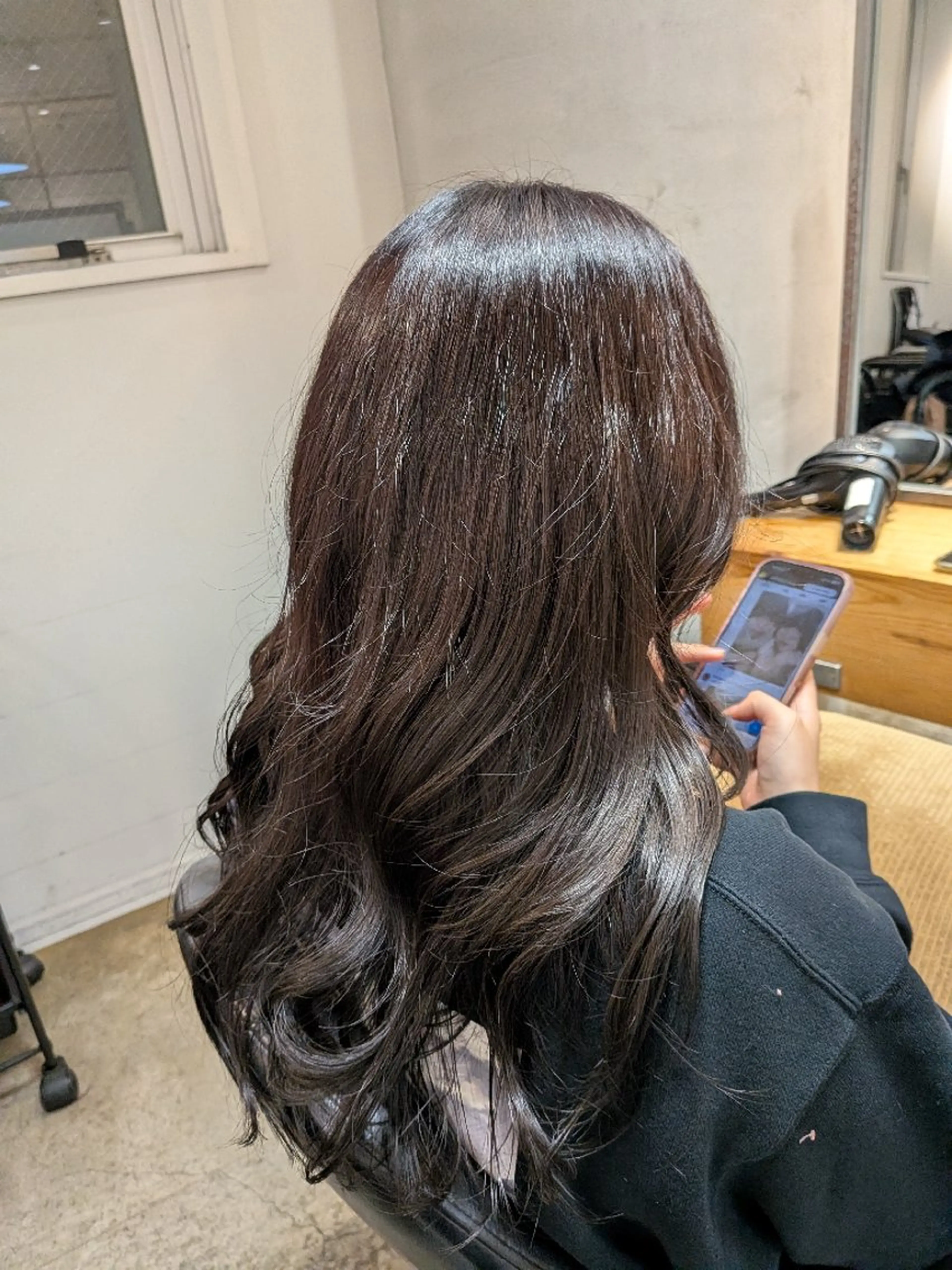 カラー 高久 優亜のヘアスタイル