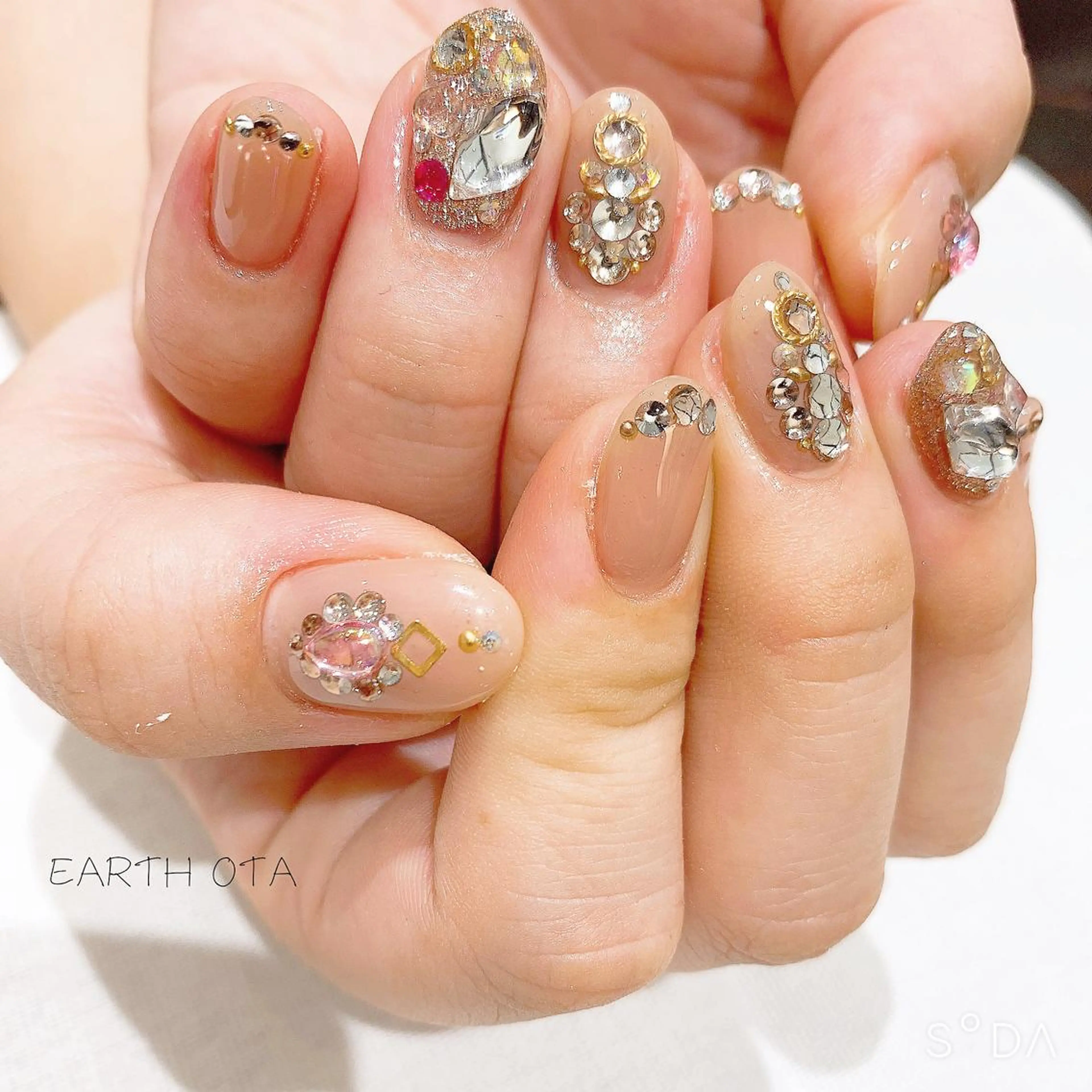 ネイル Rena colore'のネイルデザイン