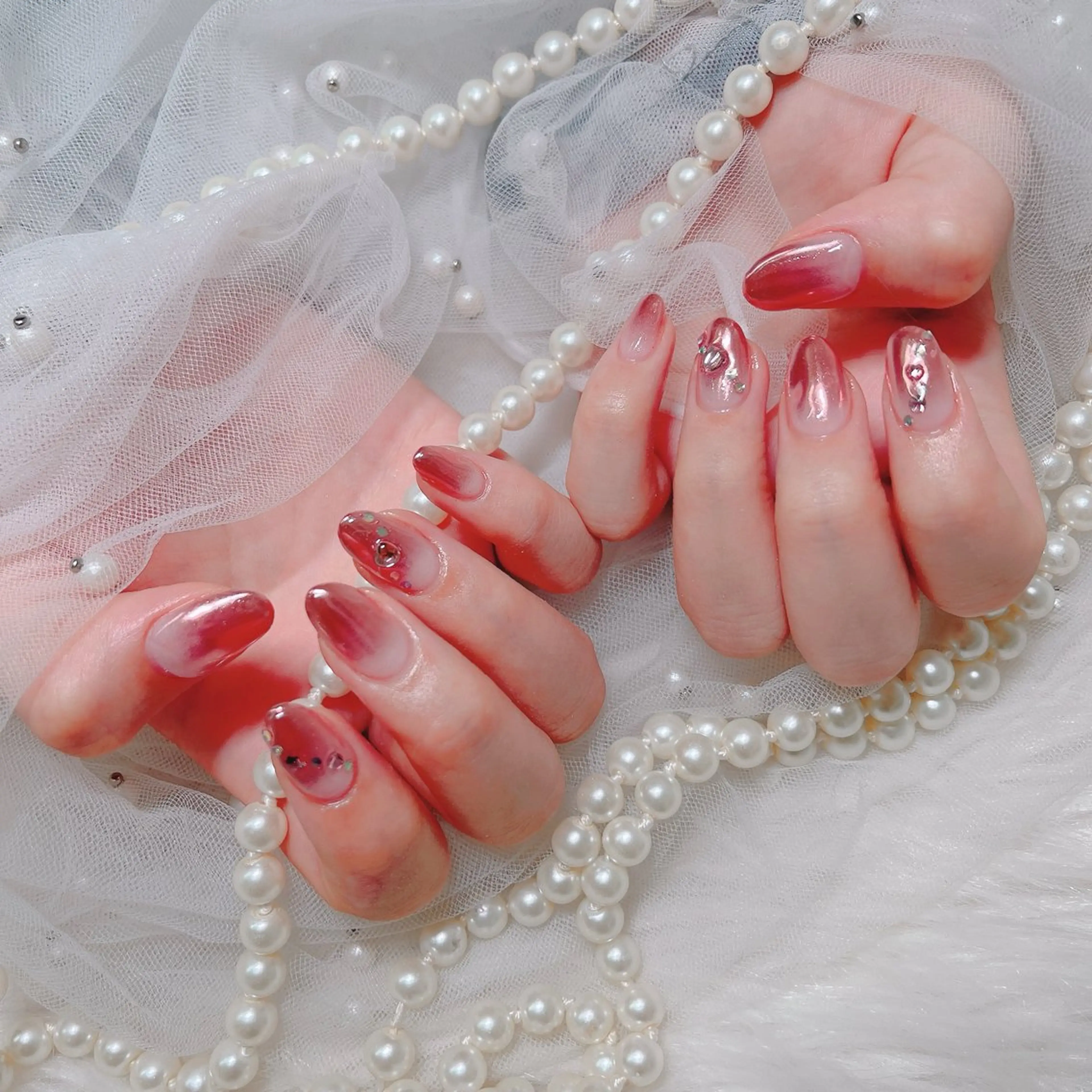 ネイル ミラーネイル 💛KAREN‪ 🪄新宿✨nailのネイルデザイン