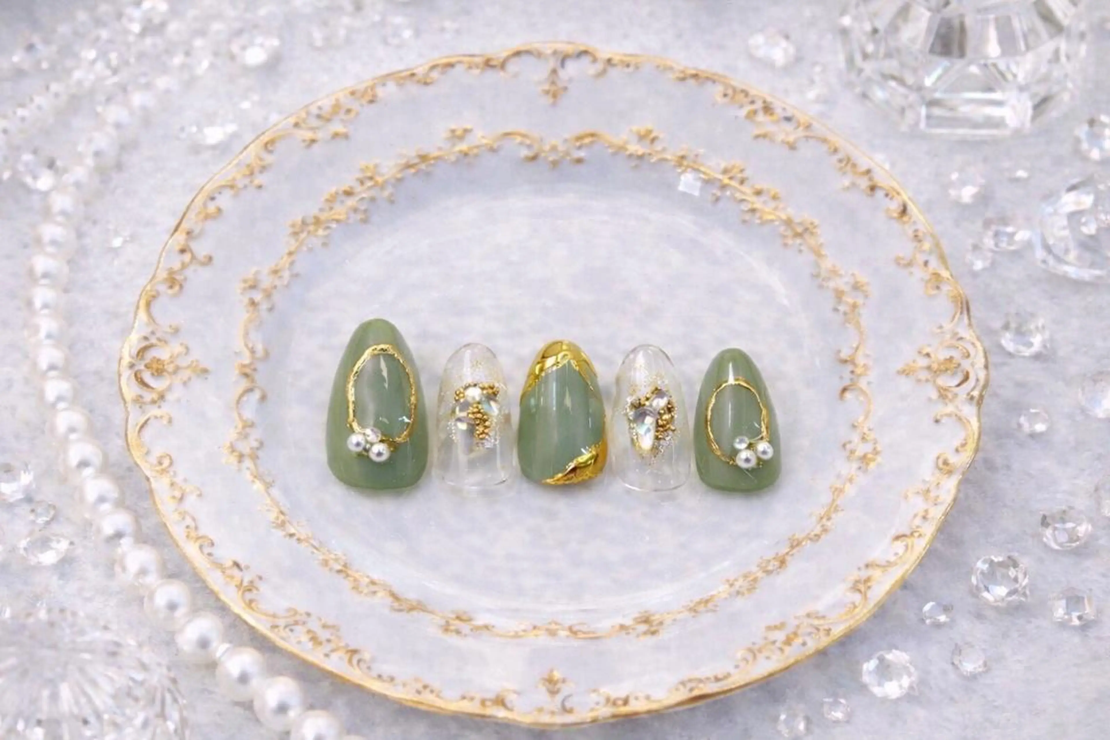 ネイル 南森町rebest 💅nailのネイルデザイン