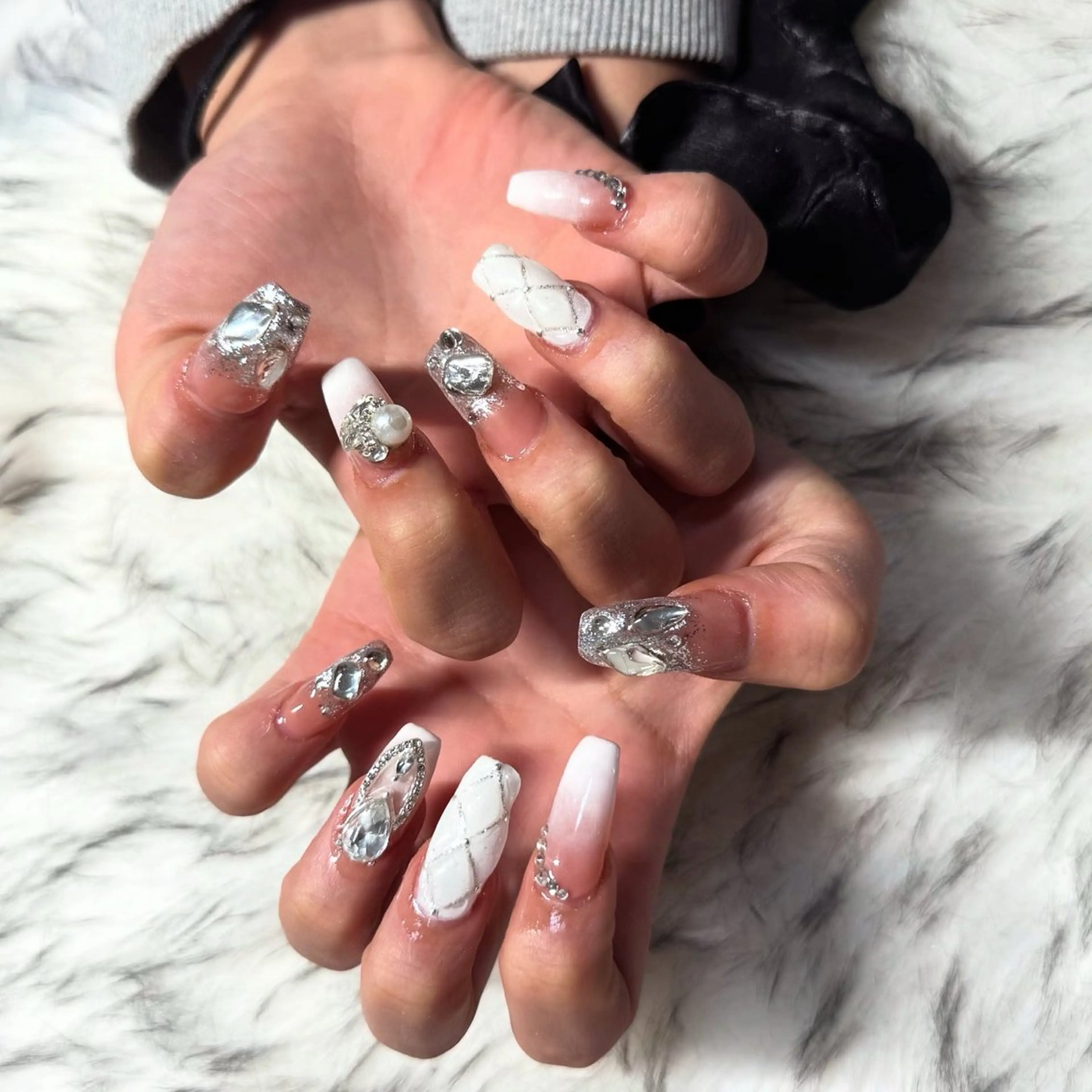 ロング ハンドネイル mao .のネイルデザイン