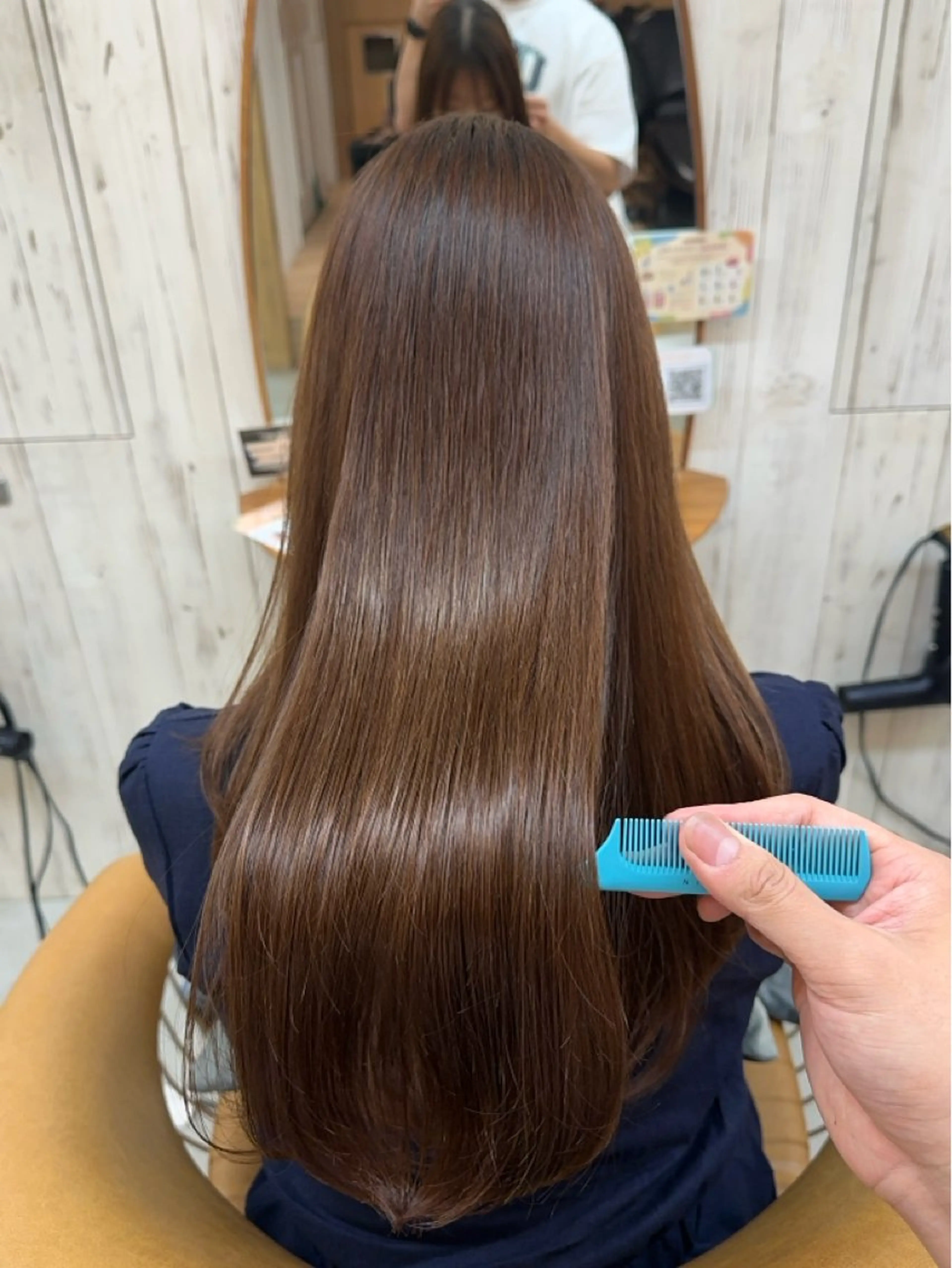 【秋雨にも負けない‼️】カット➕自然な縮毛矯正👩‍🦱+1stepトリートメント❣️の写真