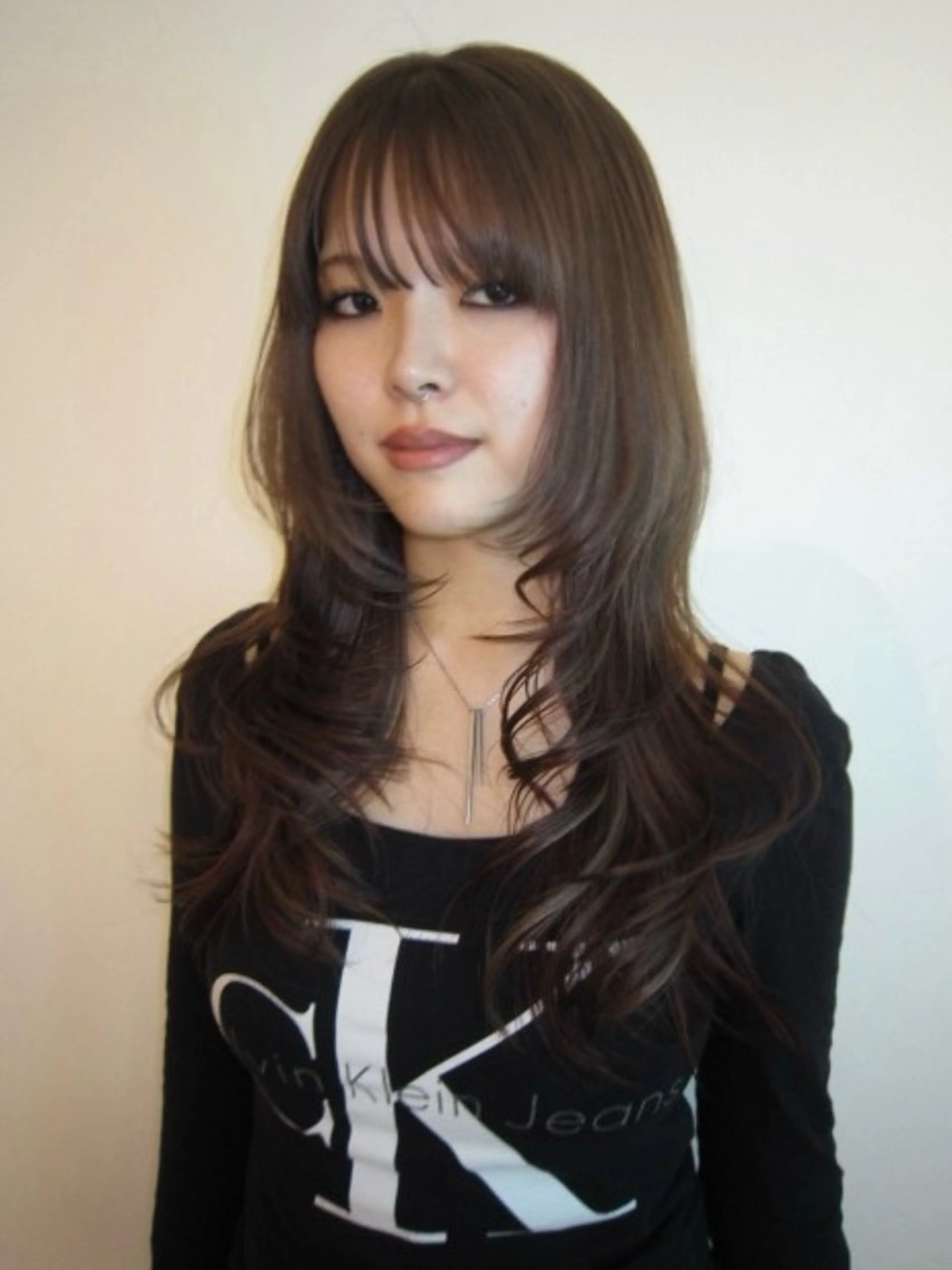 ロング カラー ヘアカラー トリートメント 🌟暖色系ハイトーン 🌟AIのヘアスタイル