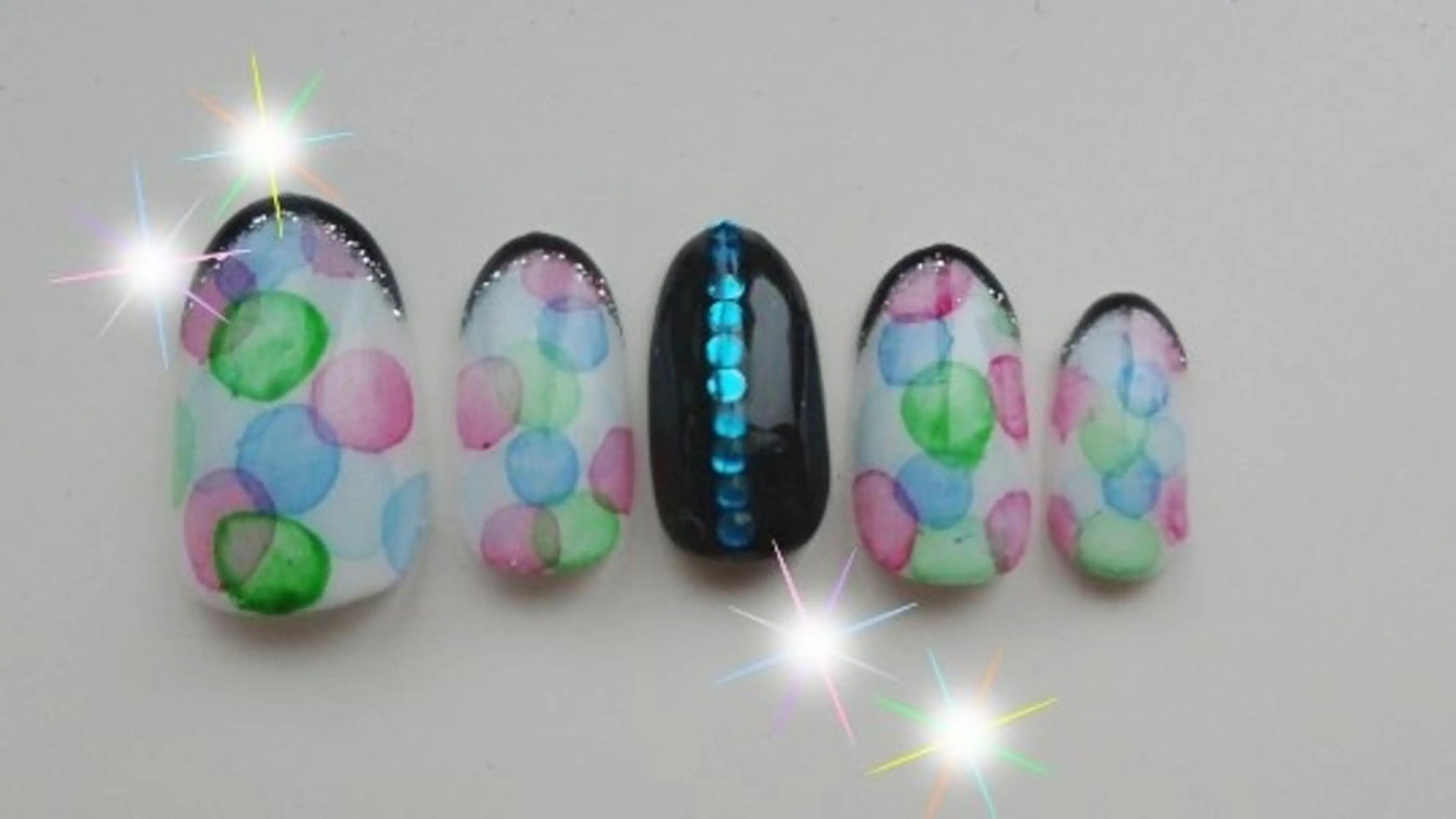 ネイル Roger 舞のネイルデザイン