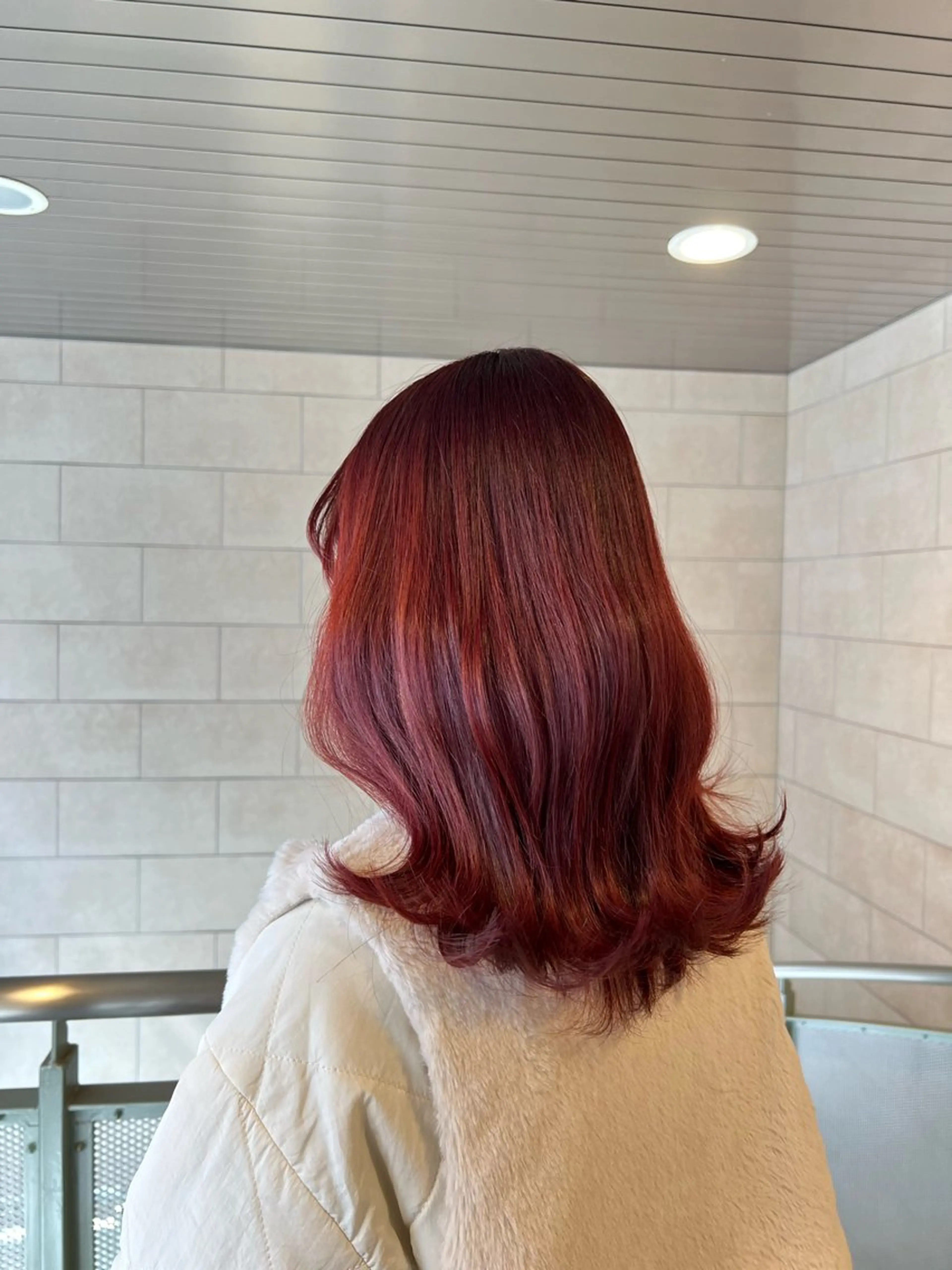 カラー 久永 菫のヘアスタイル