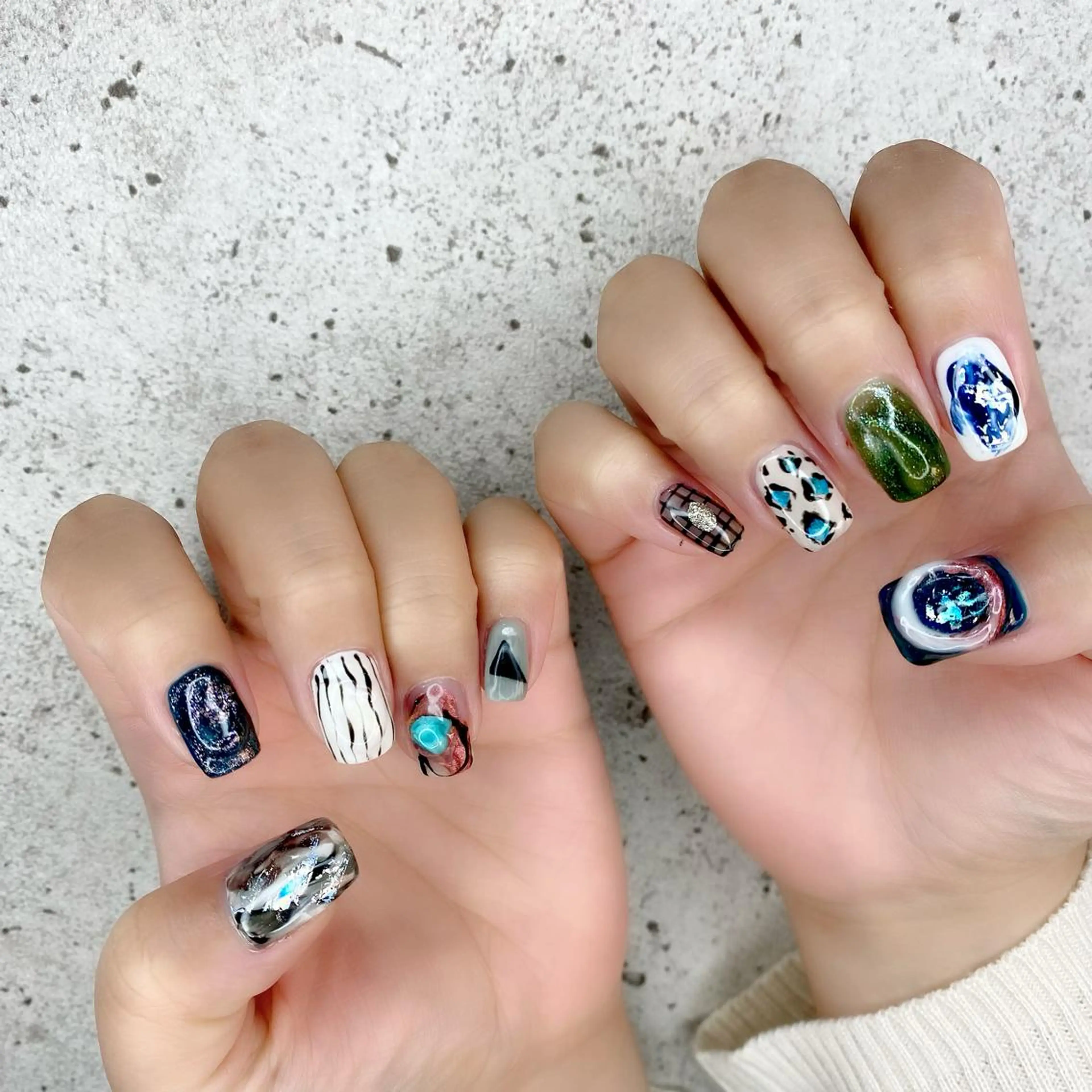 ミディアム カラー パーマ ヘアアレンジ メンズ キッズ ネイル マツエク・マツパ ニュアンスネイル ニュアンスパーマ ハンドネイル Salon Ｋのネイルデザイン