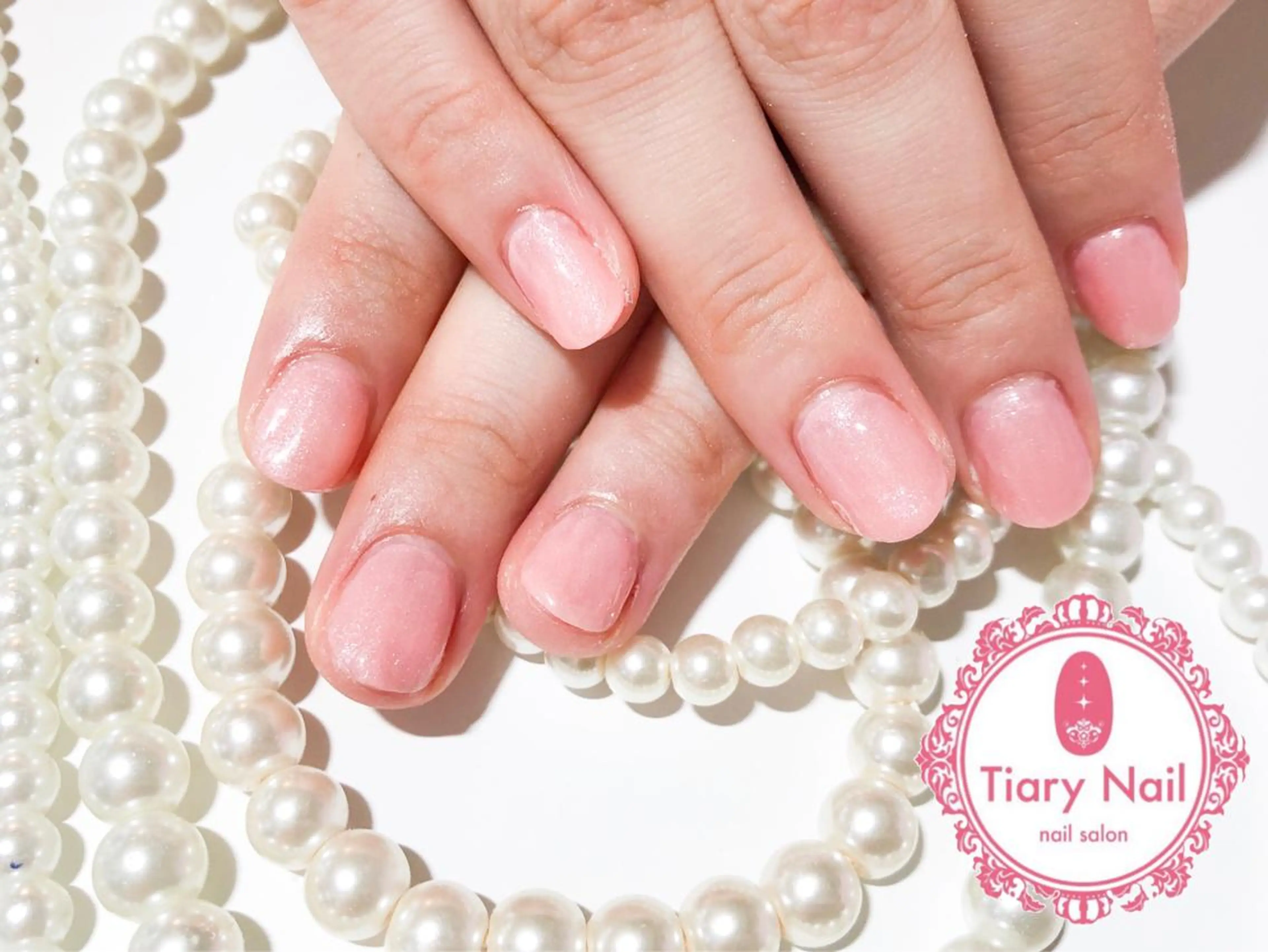 ネイル tiarynail K Kのネイルデザイン