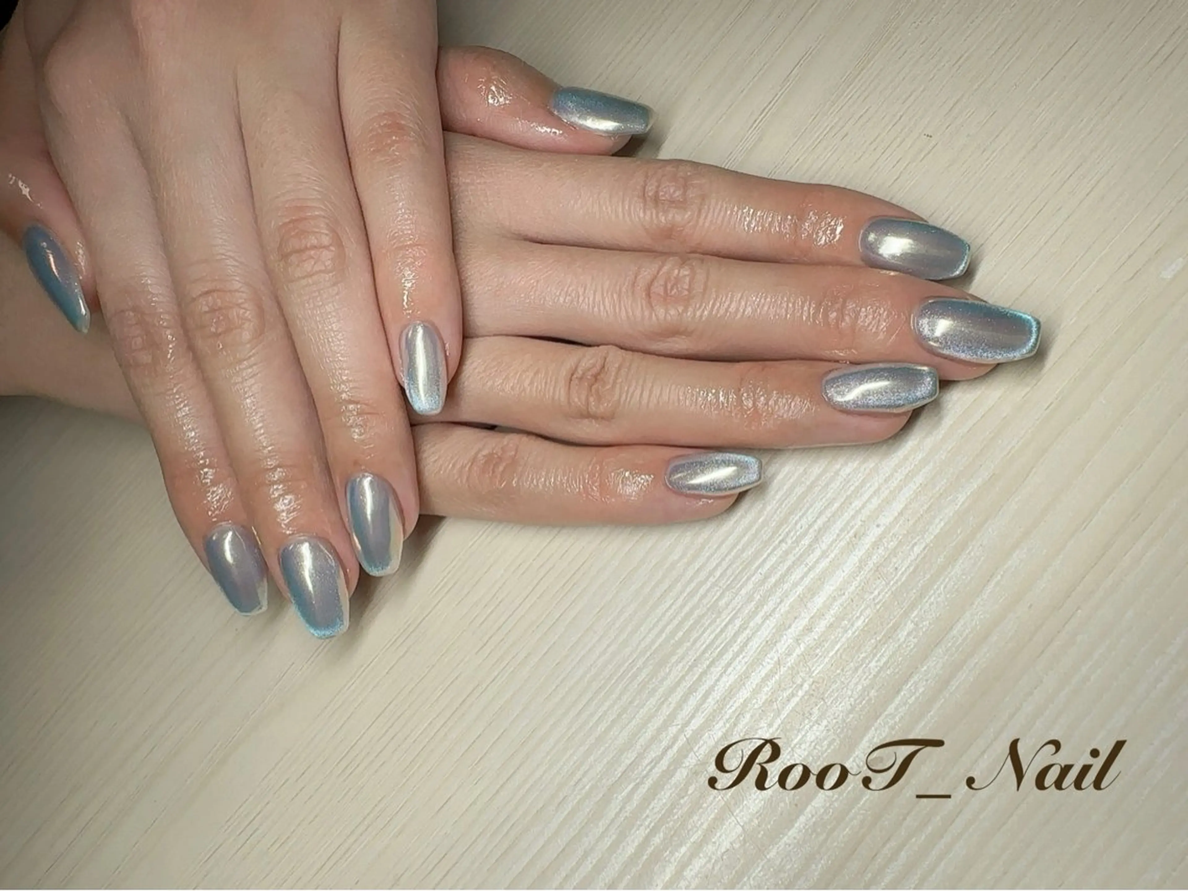 ネイル オーロラネイル マグネットネイル ミラーネイル ハンドネイル RooT Nailのネイルデザイン