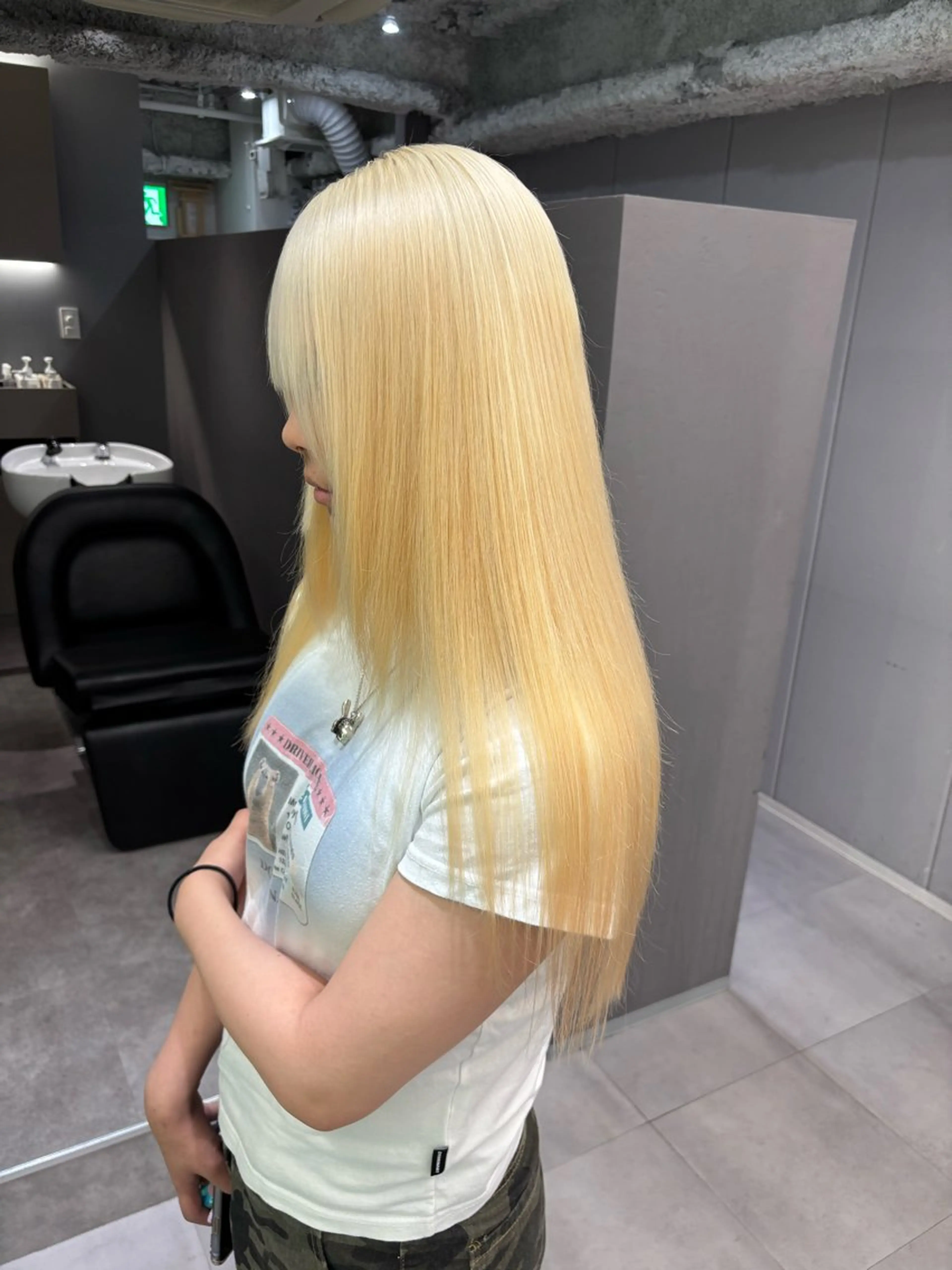 ロング カラー ブリーチ ハイトーンカラー ヘアカラー トリートメント 名古屋／デザイン／ ブリーチ/松井亮磨のヘアスタイル