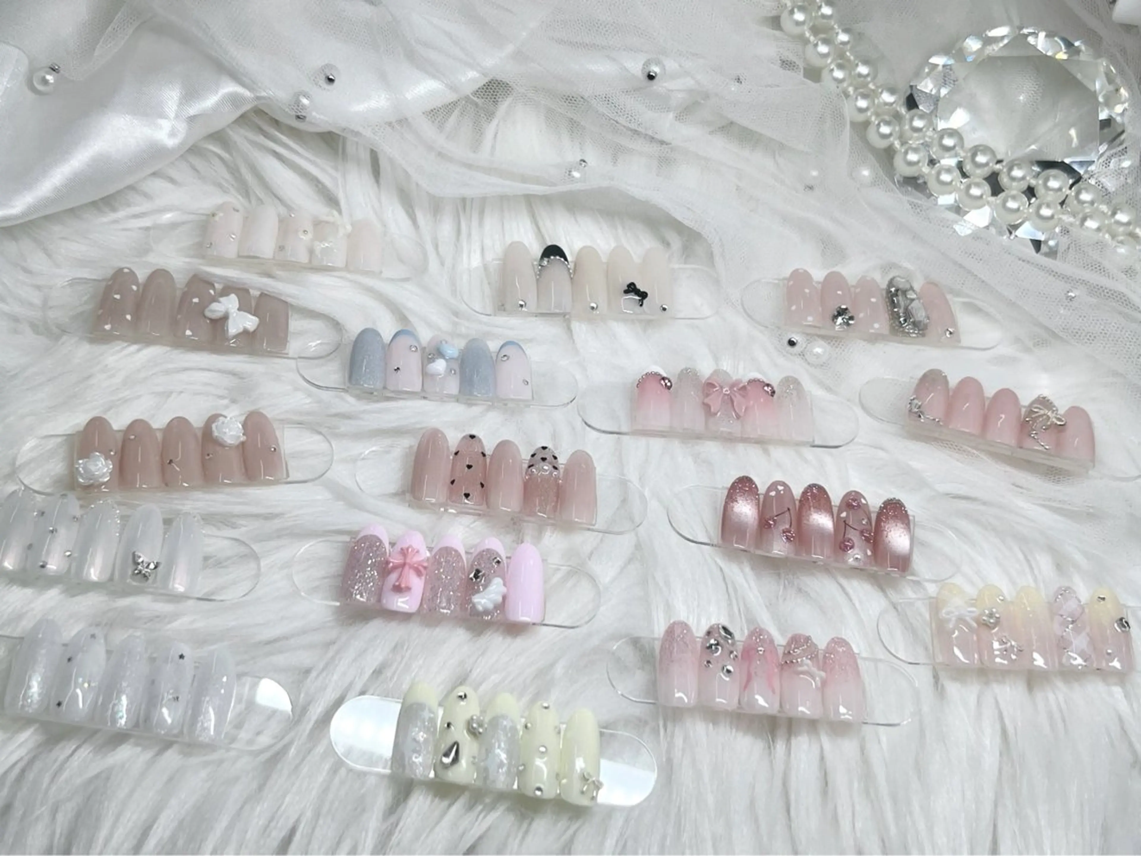 ロング ハンドネイル Nailsalon Angeのネイルデザイン