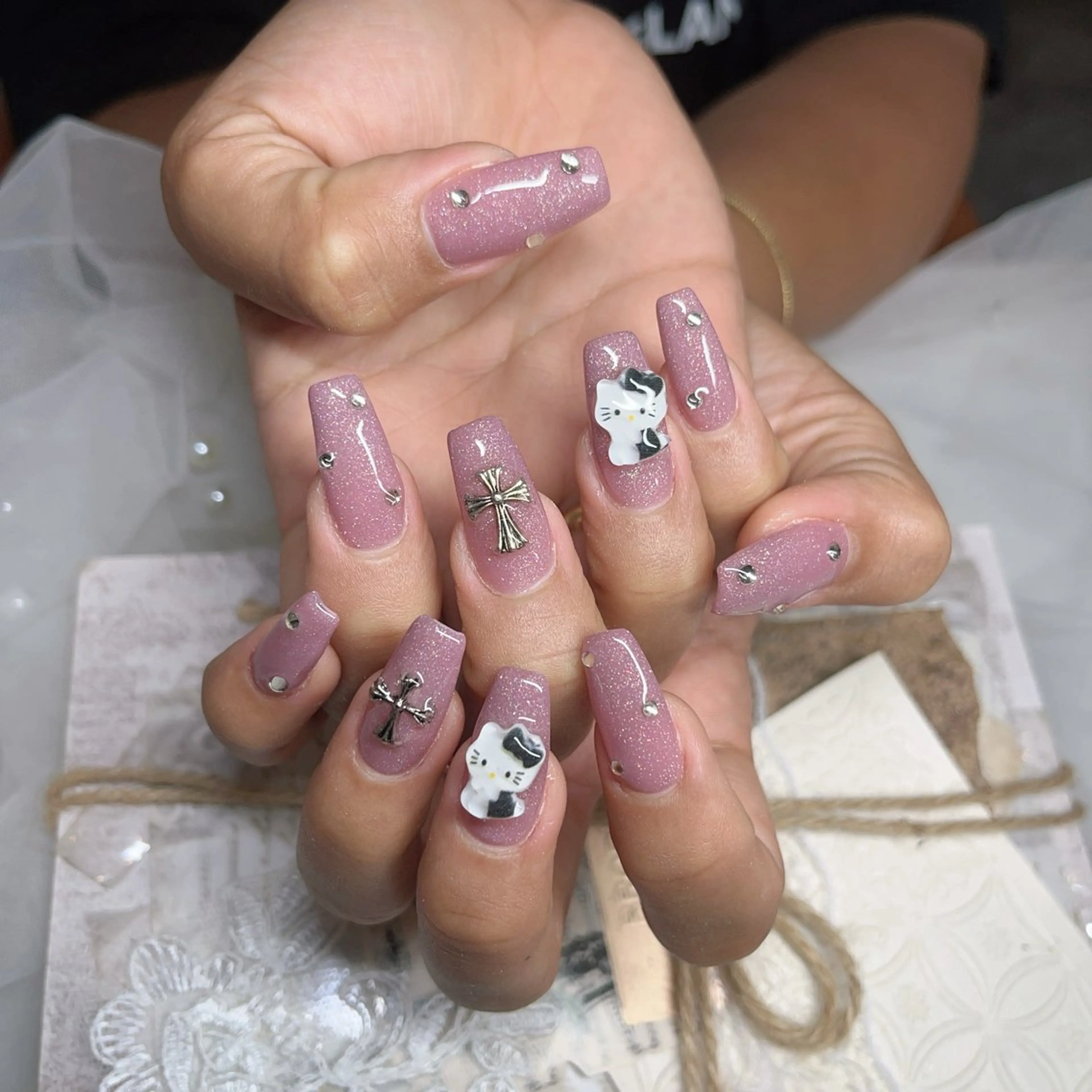 ネイル Fairyフェアリーネイルサロン所属・Nail Hibi サロンのネイルデザイン