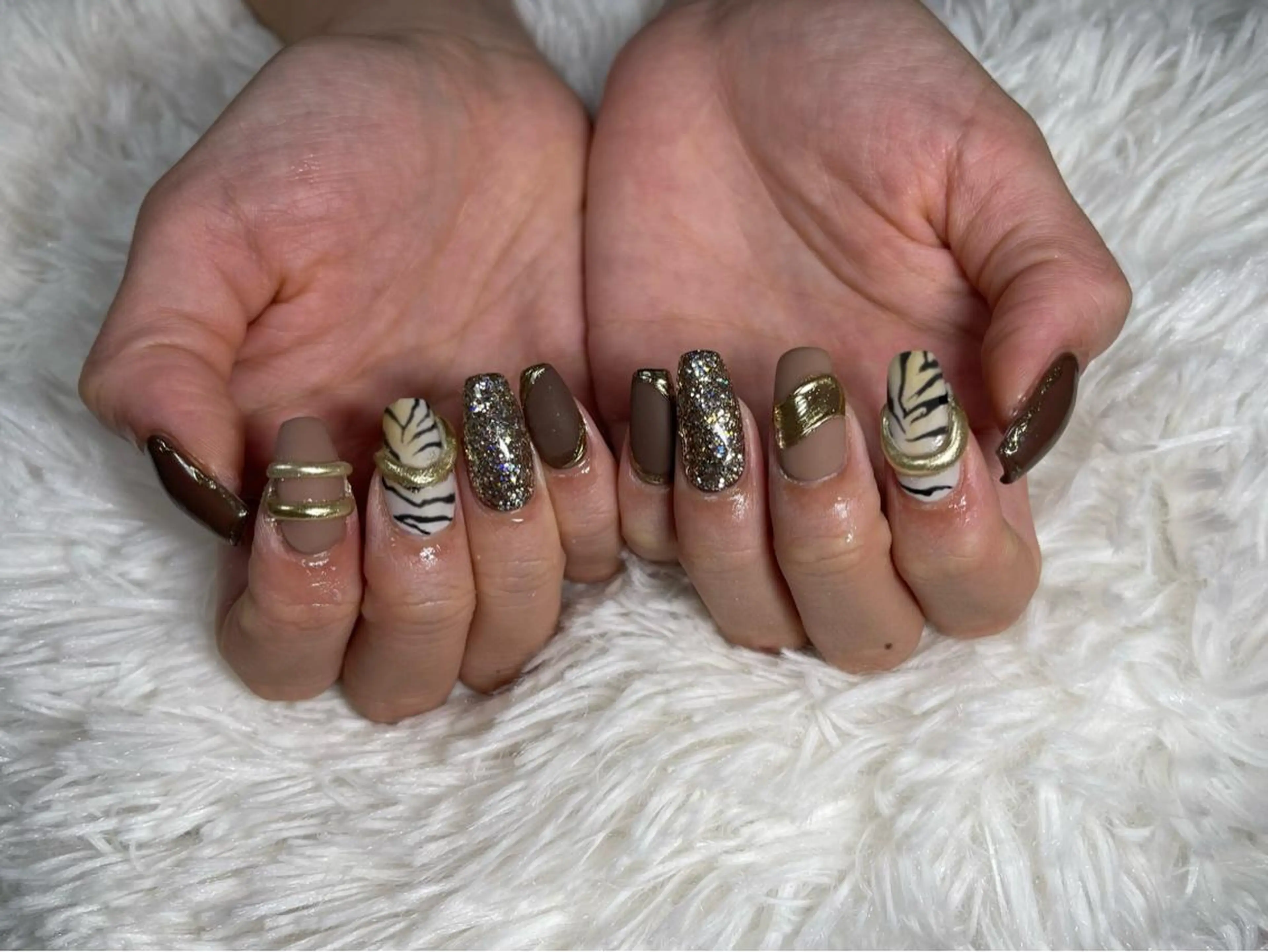 ネイル ハンドネイル R’s nailのエステ・リラクイメージ