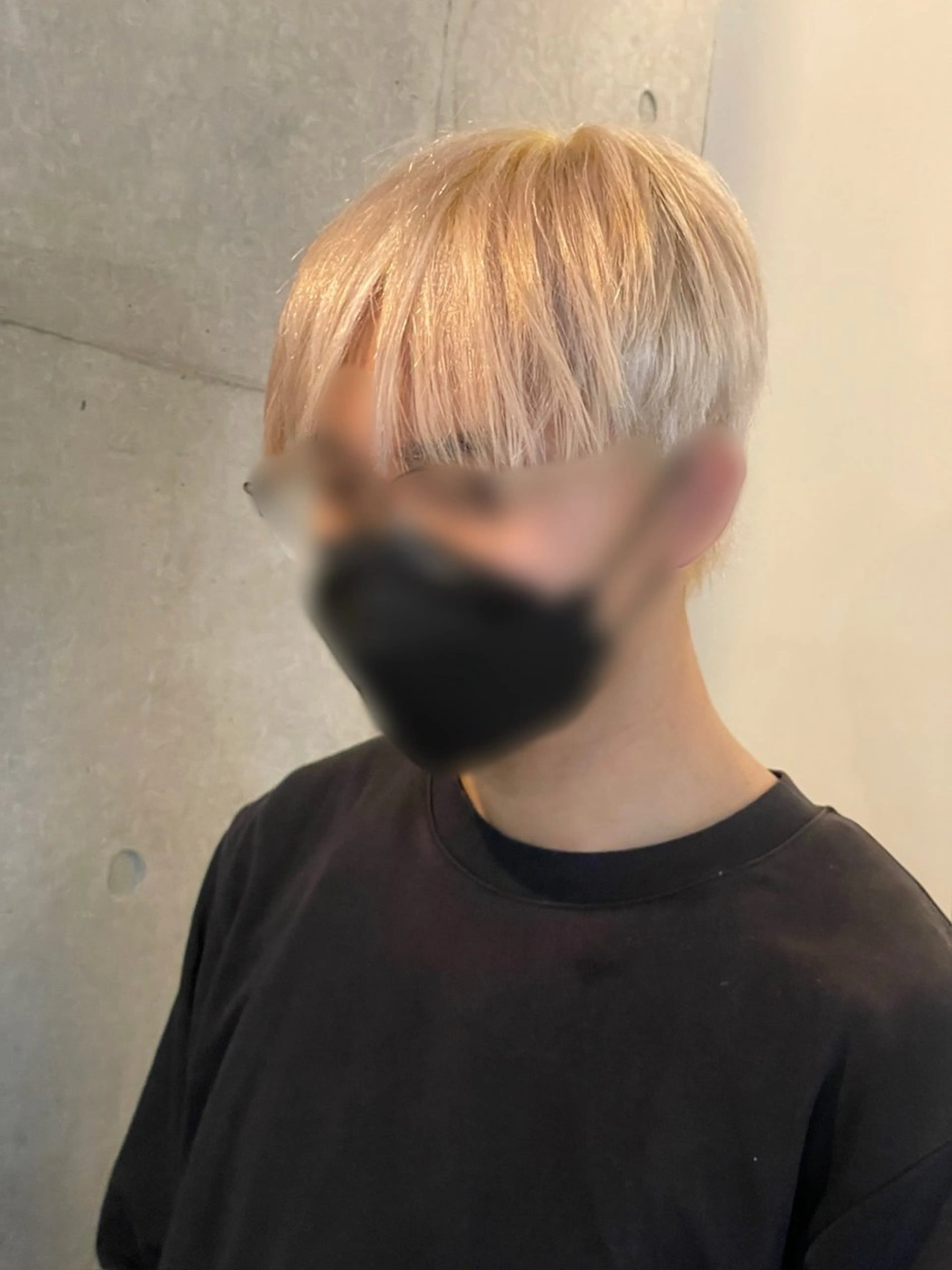 メンズ メンズブリーチ 韓国リアルハッシュ レイヤーカットのヘアスタイル