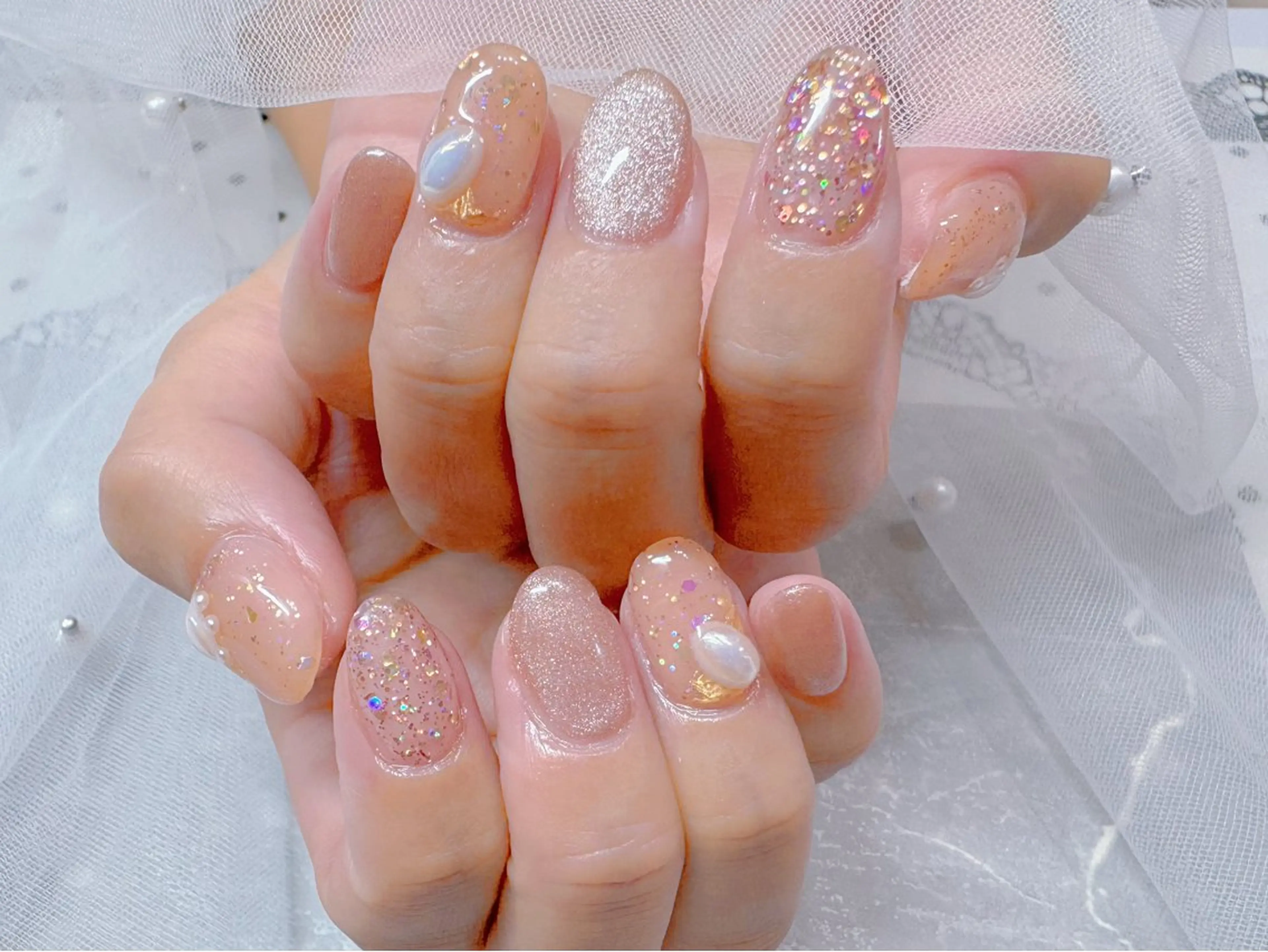 ネイル ハンドネイル マジックミラー所属・マジック ミラーのネイルデザイン