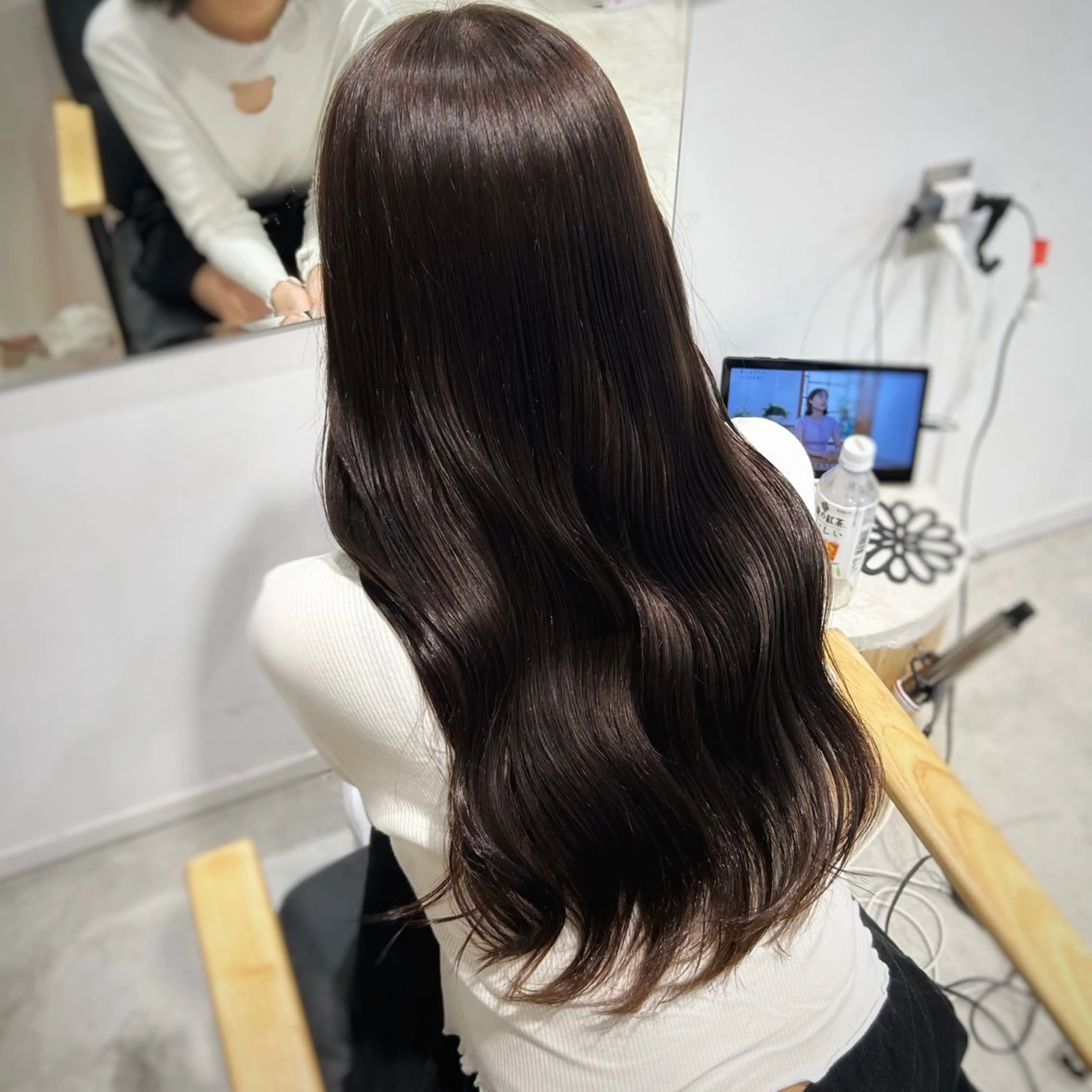 ロング カラー グレージュ ながい りなのヘアスタイル