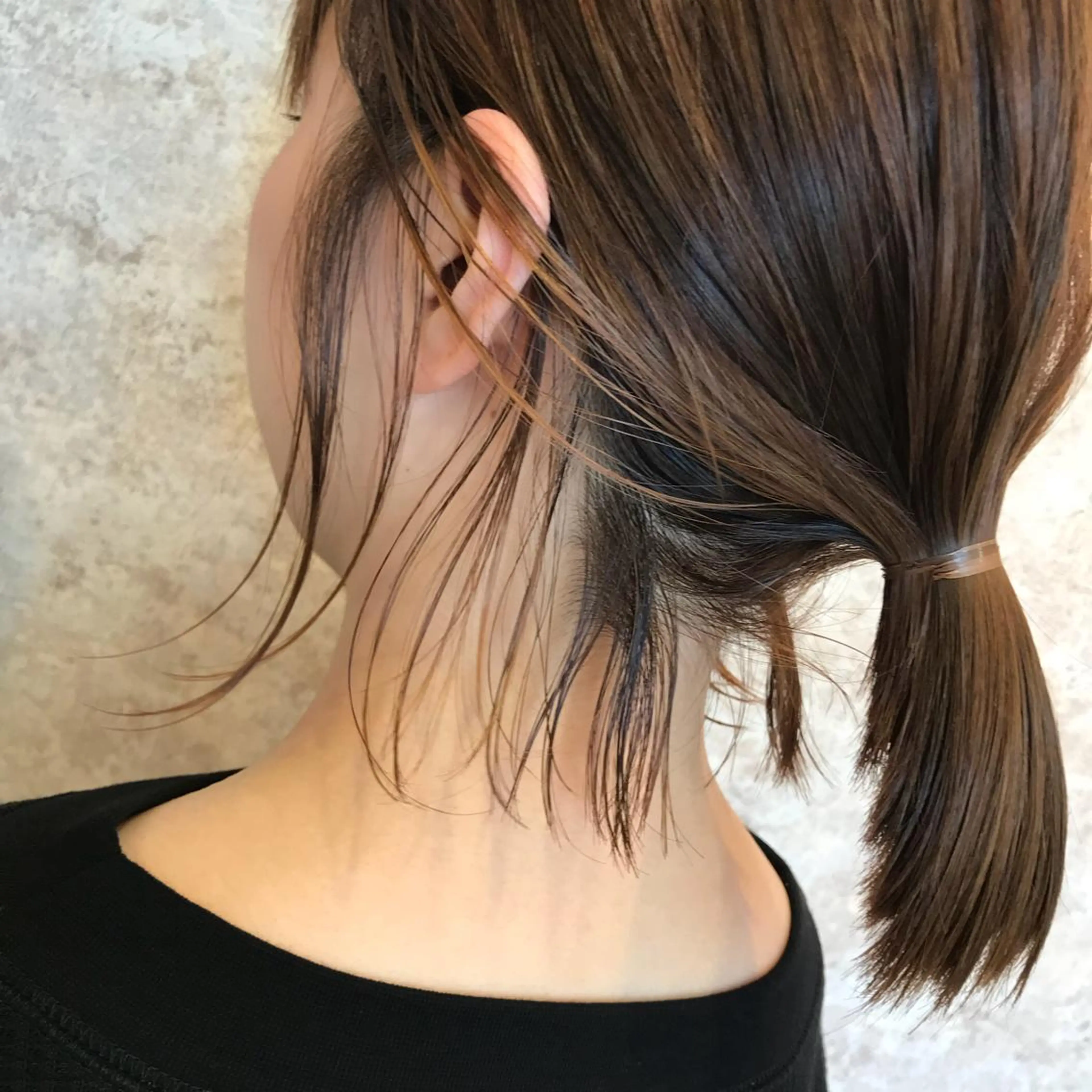 セミロング カラー ベージュカラー HARUNA🤍 大人ショートヘアのヘアスタイル