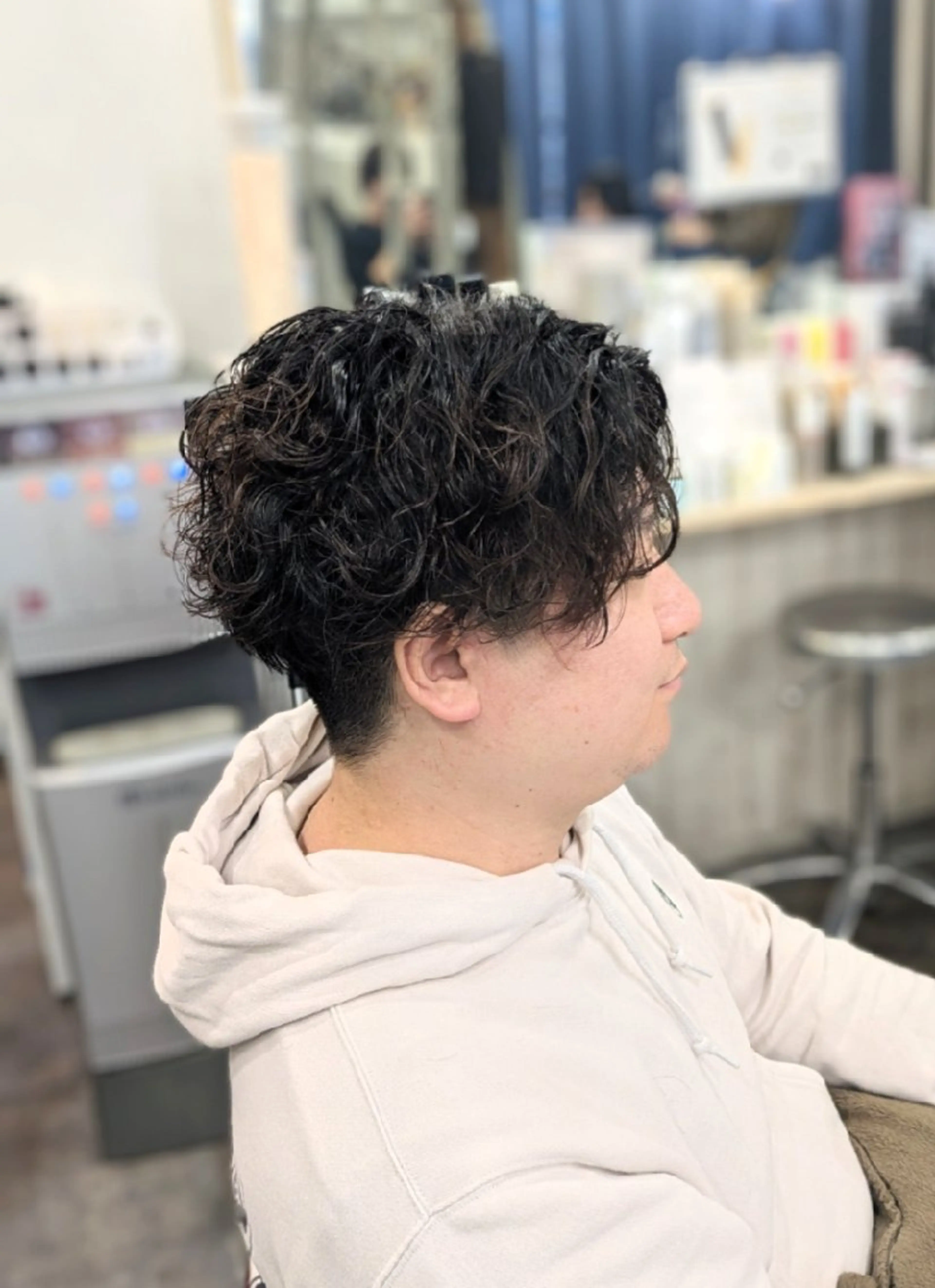 メンズ パーマ アップバング センターパート フェードカット メンズ韓国風 韓国マッシュ カット パーマ トリートメント メンズパーマ/ボブ/ レイヤー店長えのもとのヘアスタイル