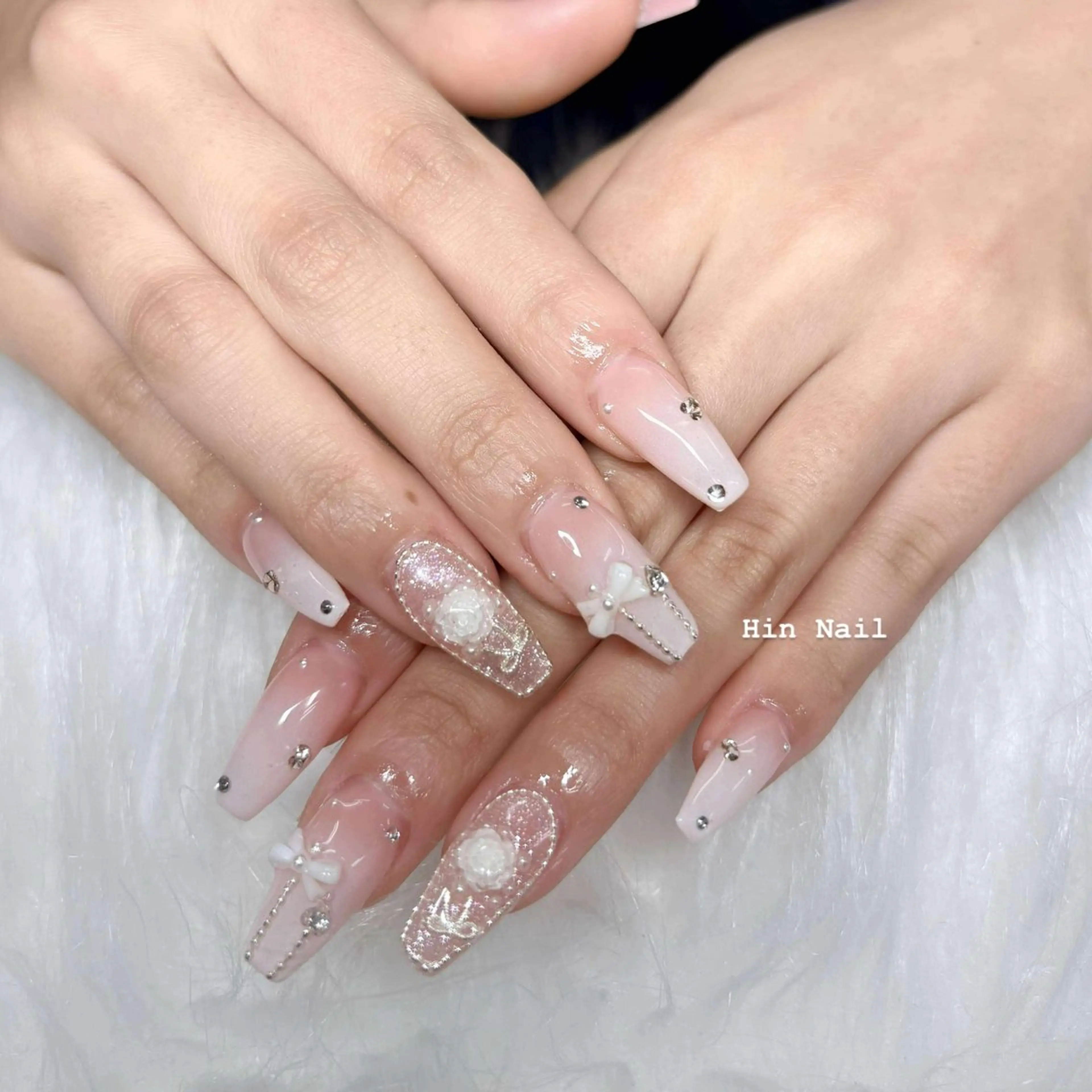 ネイル ハンドネイル HIN NAILのネイルデザイン