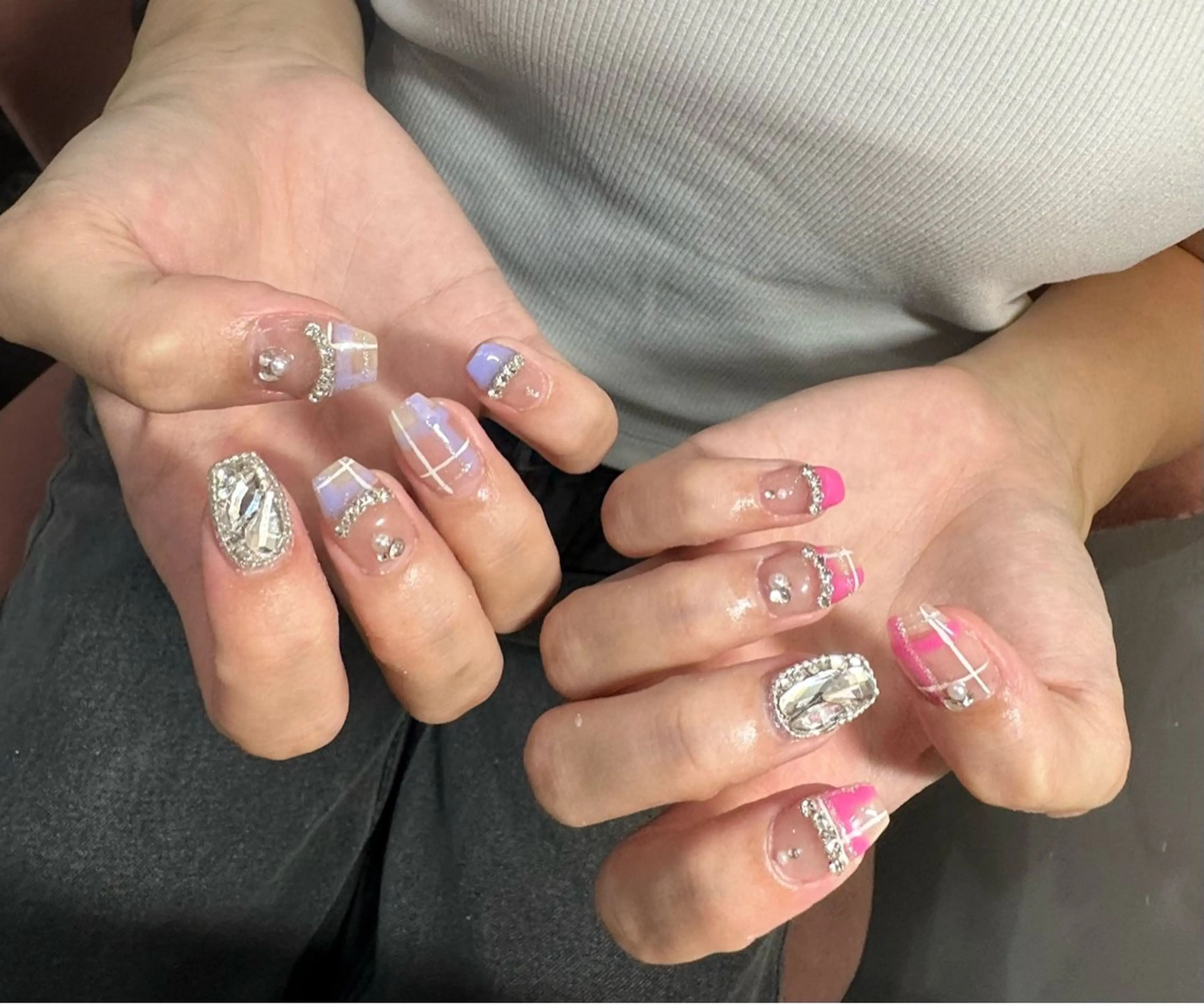 ネイル LAVISH nanamiのネイルデザイン