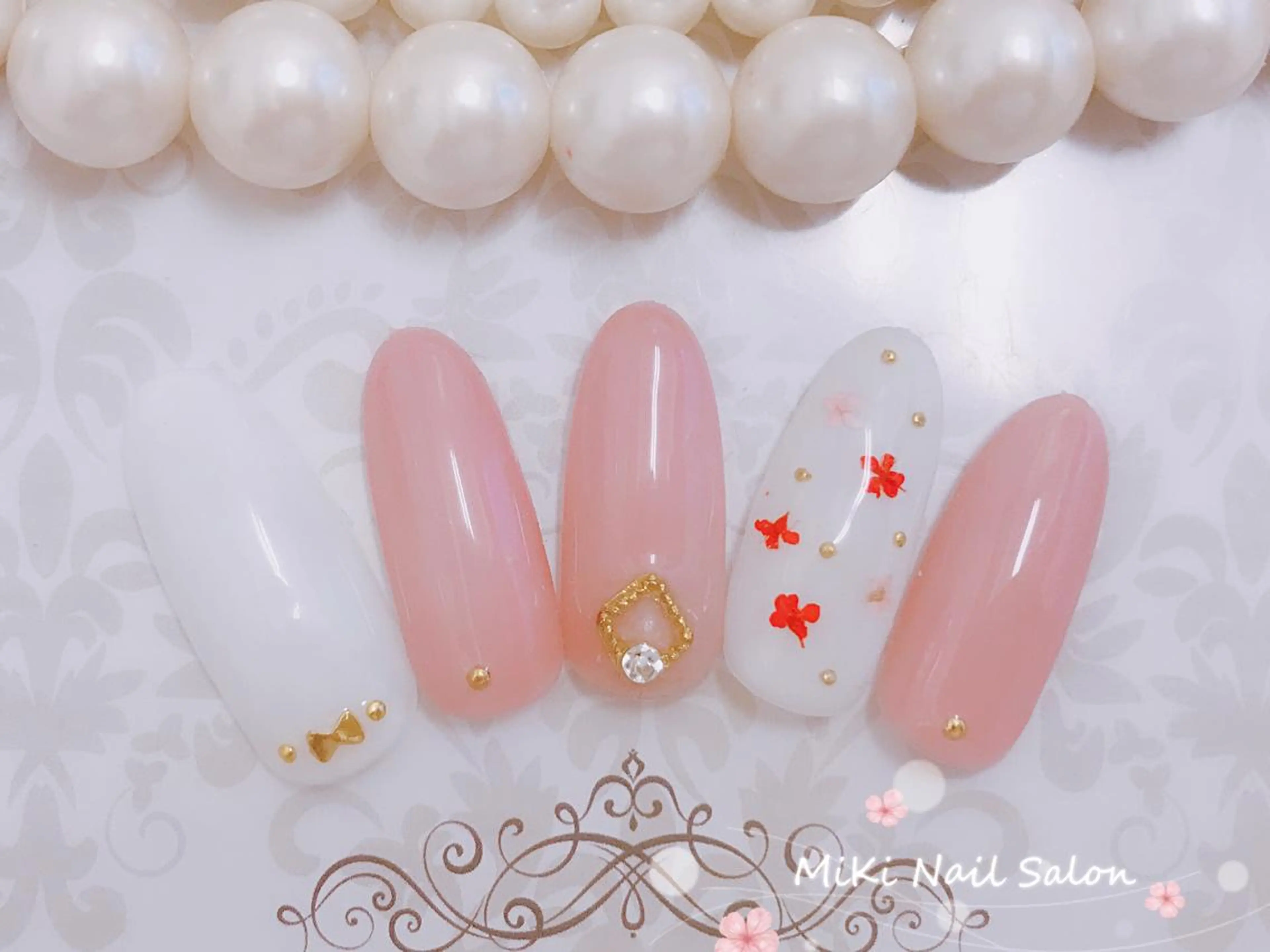 ネイル MiKi Nai池袋 長さだし得意のネイルデザイン