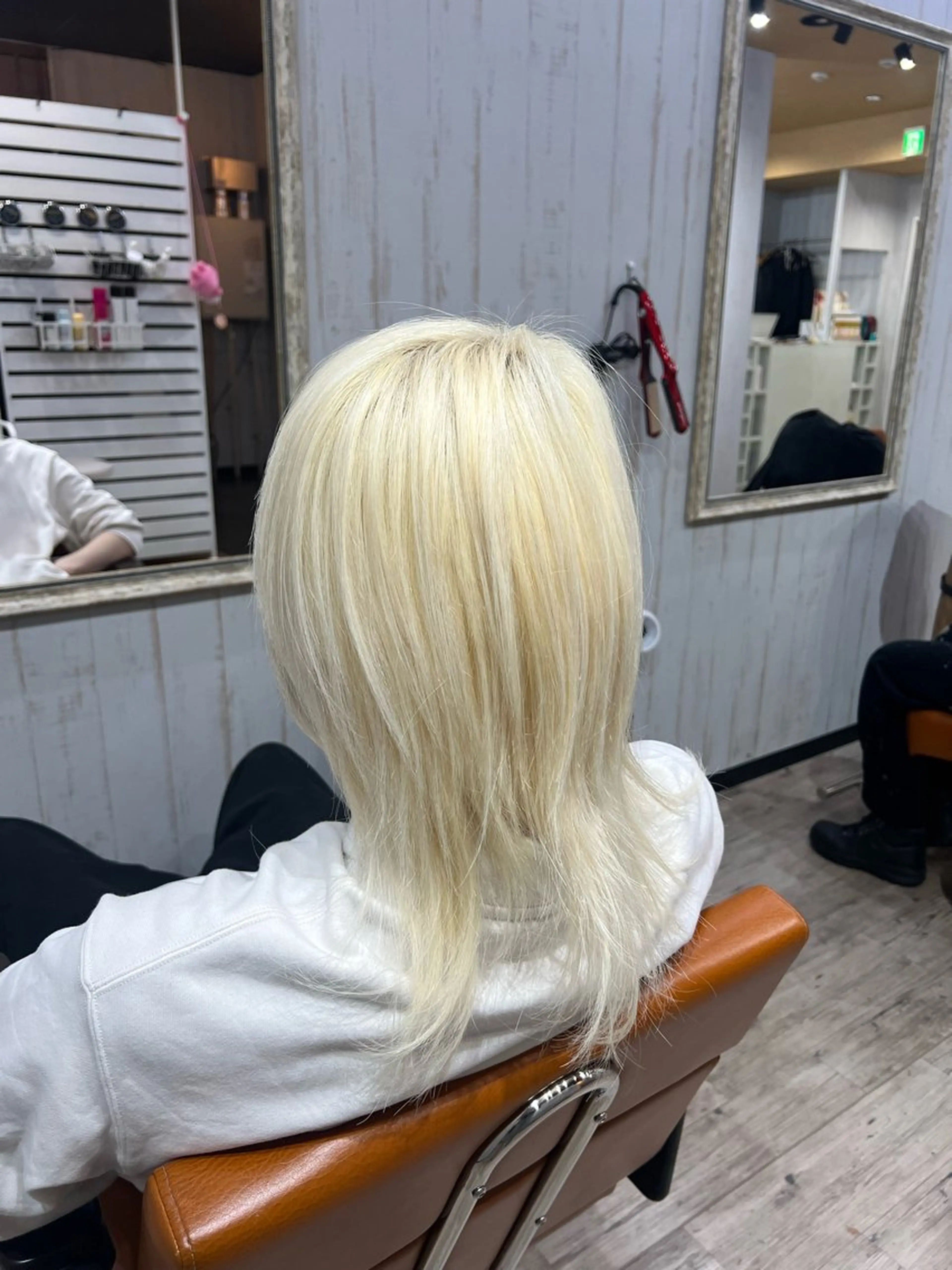 【リタッチ3㎝以下】ブリーチリタッチ✨の写真